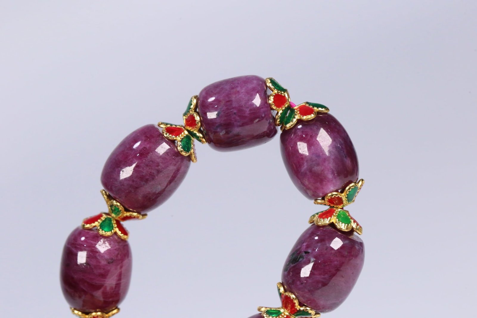 An Exquisite Ruby Bracelets - 4