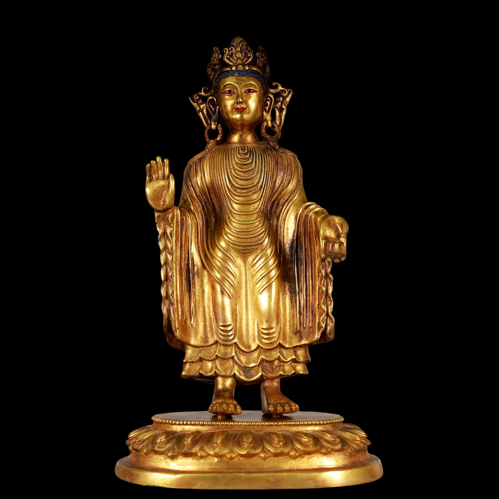 An Exquisite Gilt Bronze Statue of Bodhisattva: An Exquisite Gilt Bronze Statue of Bodhisattva Ming Dynasty, China Size:4.9inx3.1inx8.7in Weight:1500g铜鎏金菩萨立像 中国明代
