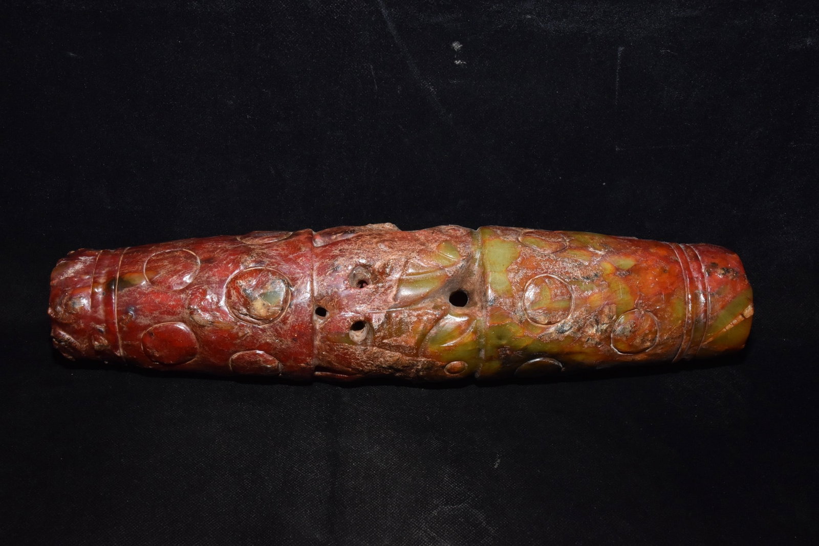 An Exquisite White Jade Ornament: An Exquisite White Jade Ornament Hong Shan Culture Size:14.6inx3.5in Weight:3.02kg白玉天竺 红山文化 Size:37cmx9cm Weight:3.02kg