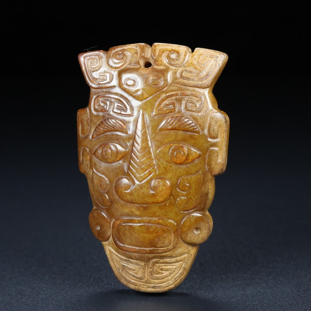An Exquisite White Jade Human Face Pattern Ornament - 4