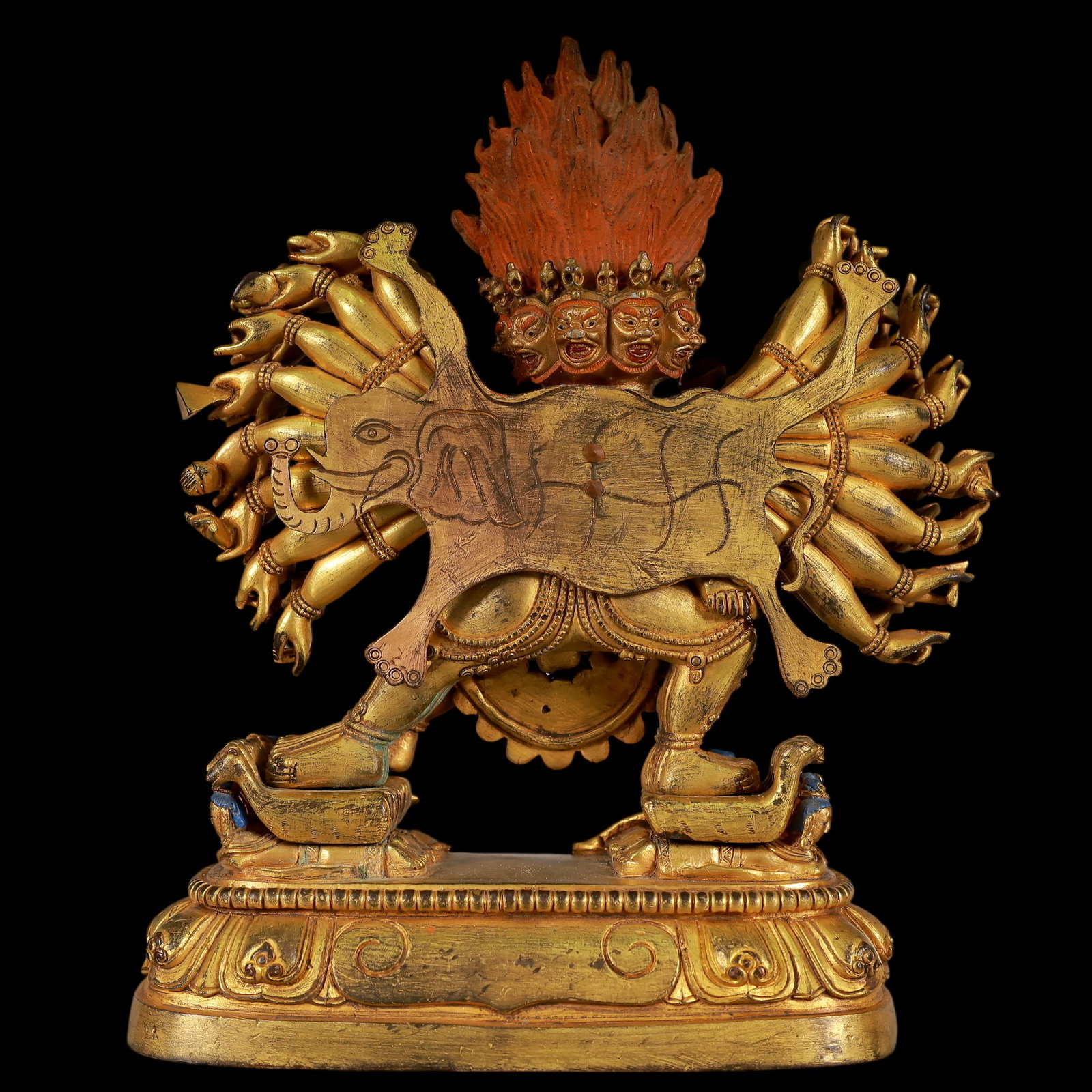An Exquisite Gilt Bronze Statue of Vajra - 9
