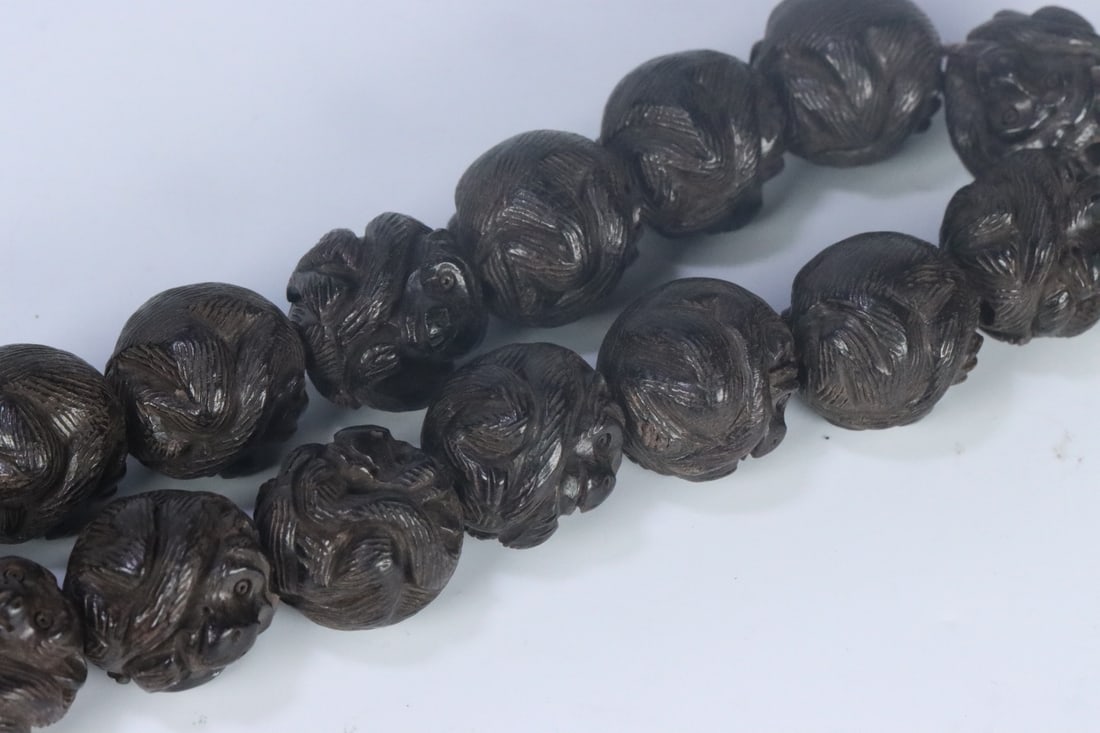 An Exquisite Eaglewood Bracelets - 8