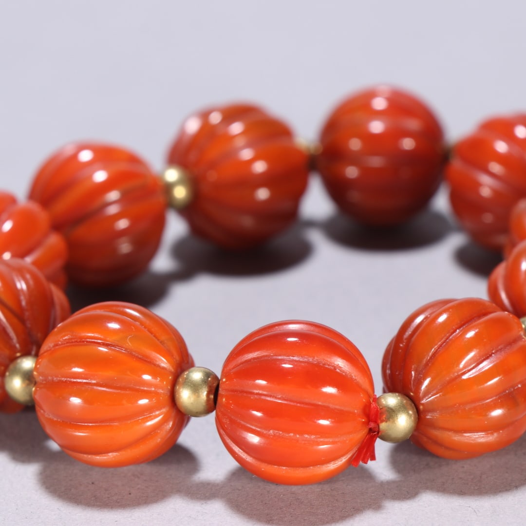 An Exquisite Agate Bracelets - 8
