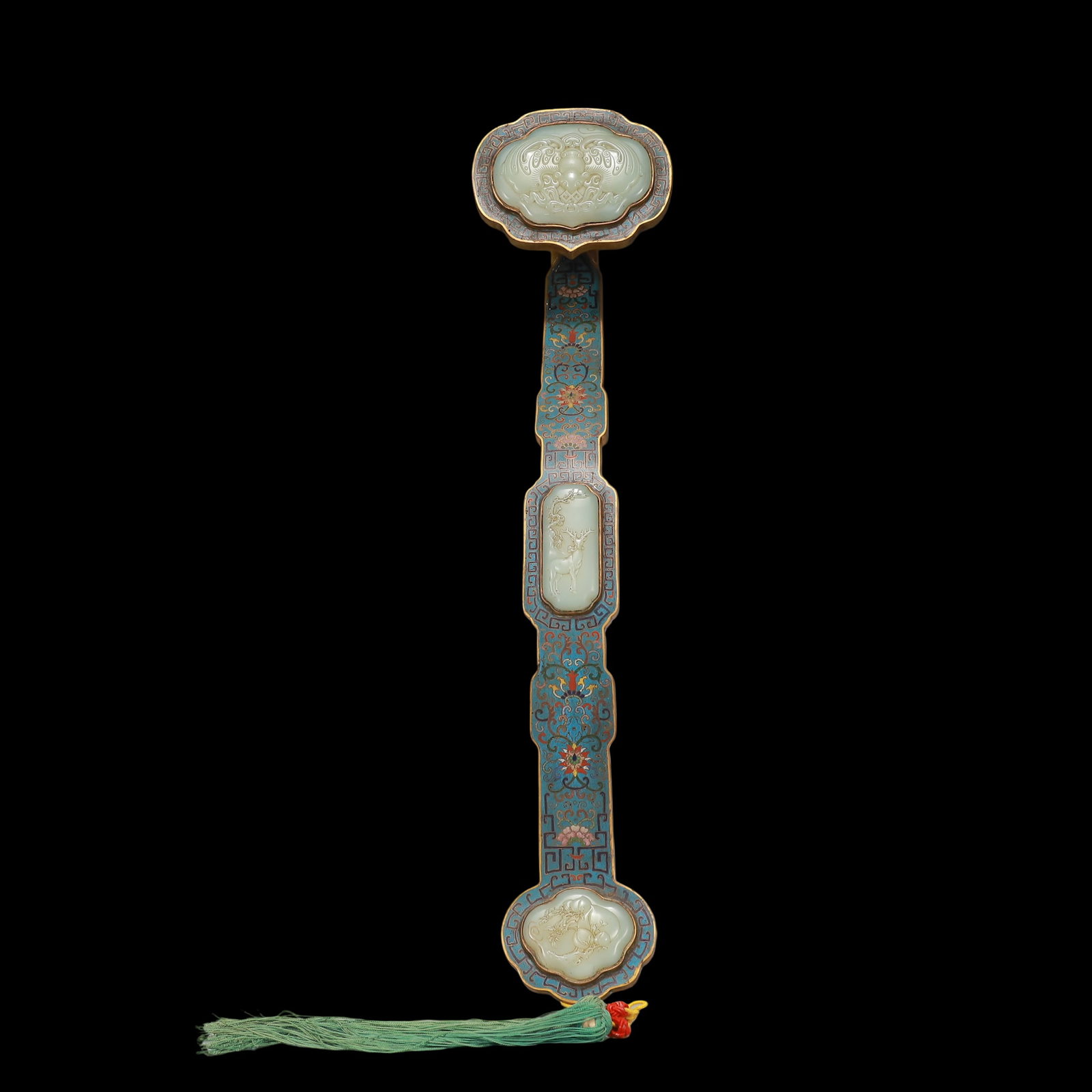 An Exquisite Cloisonne Gilt Bronze Inlaid White Jade Lotus Pattern Ruyi: An Exquisite Cloisonne Gilt Bronze Inlaid White Jade Lotus Pattern Ruyi Qing Dynasty, China Qianlong Four-character MarkSize:4.1inx3inx18.1in Weight:1100g景泰蓝铜鎏ດ