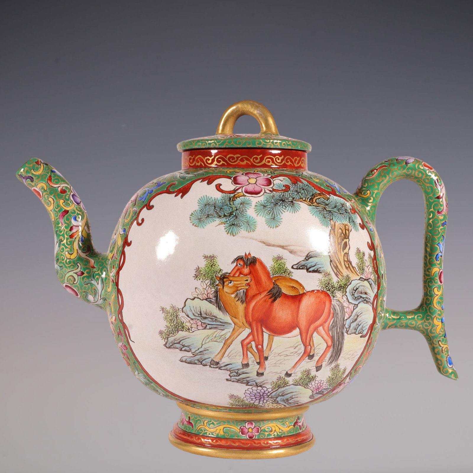 An Exquisite Purple Sands Green Ground Painted Gold Animal Pattern Lotus Pattern Teapot: An Exquisite Purple Sands Green Ground Painted Gold Animal Pattern Lotus Pattern Teapot Qing Dynasty, China Qianlong Four-character Mark Size:5.9inx4.3in紫砂加彩绿地