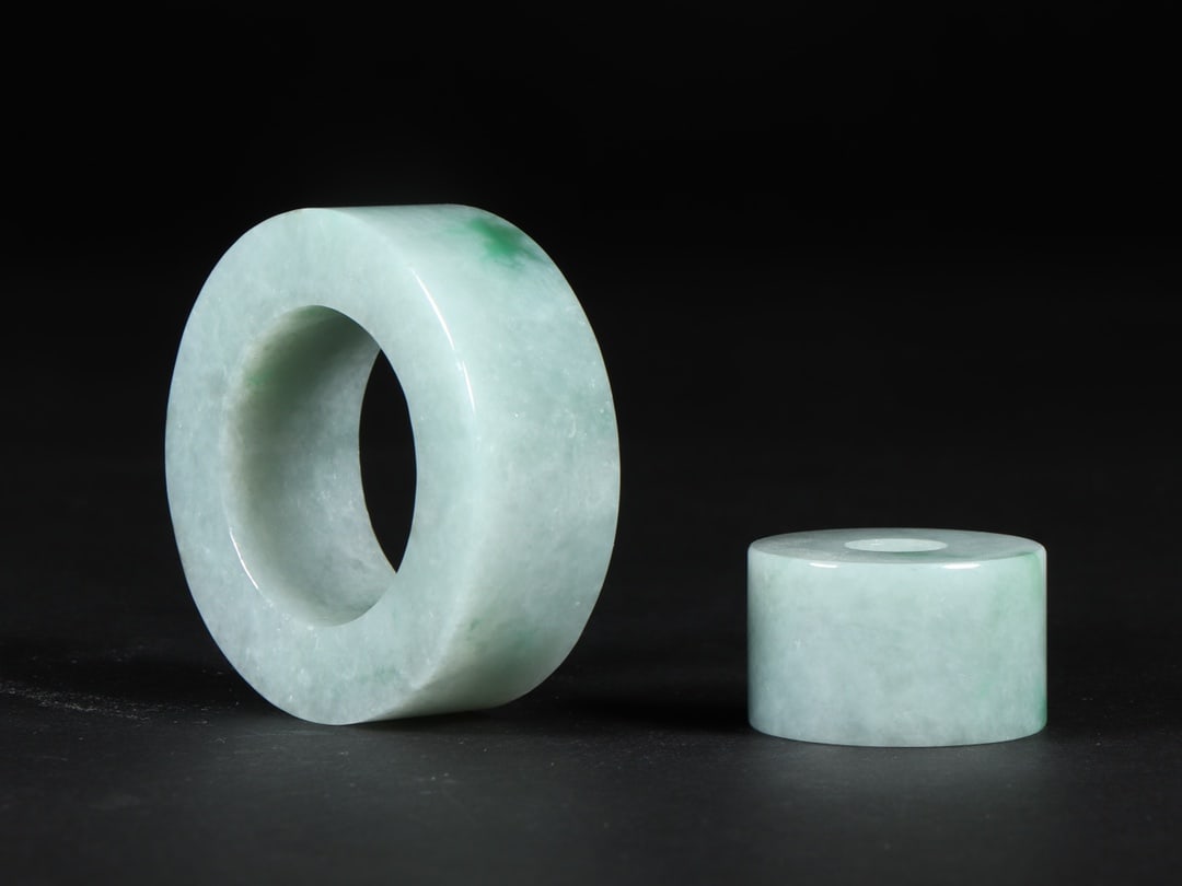 An Exquisite Jadeite Bracelets - 3