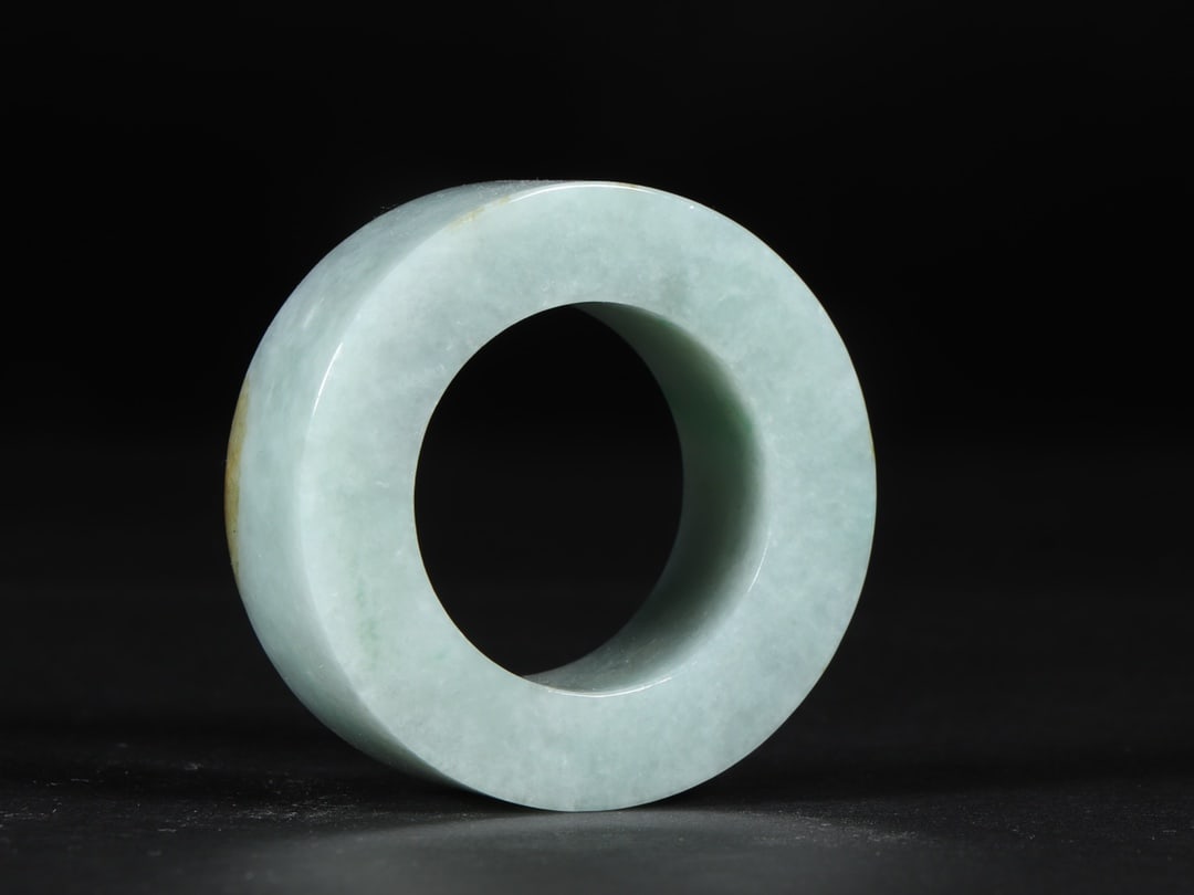 An Exquisite Jadeite Bracelets - 4