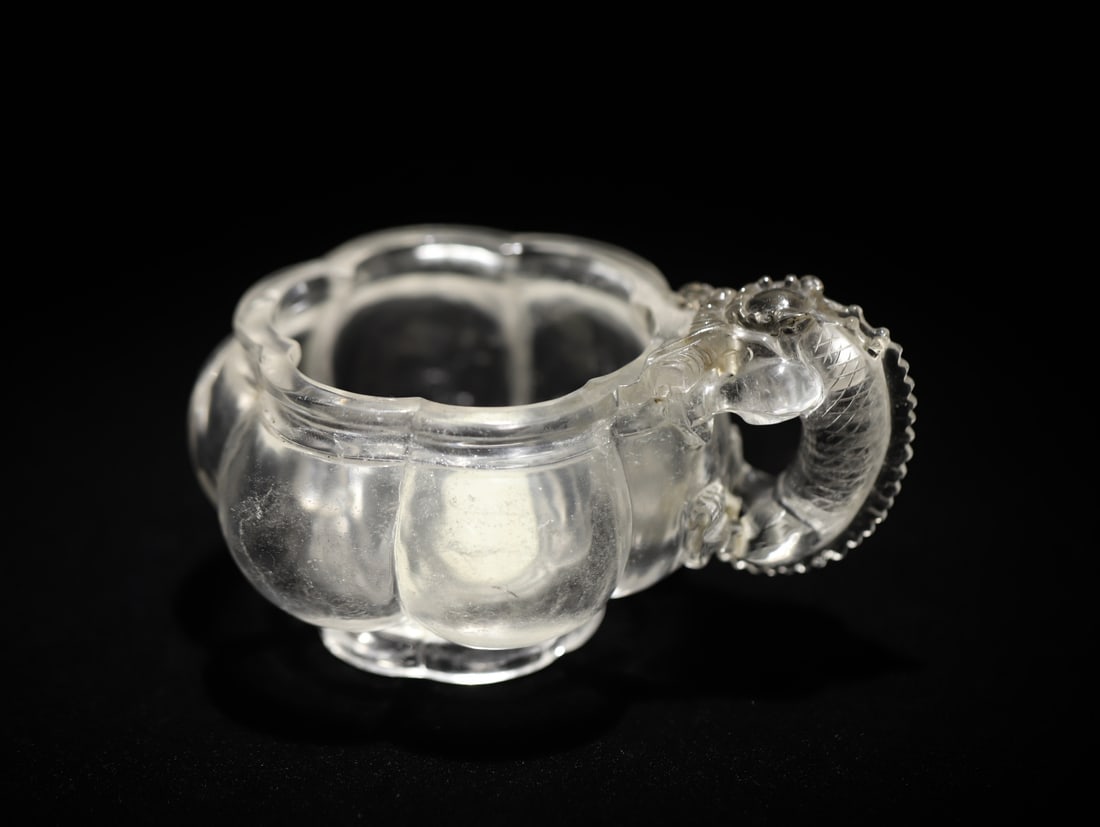 An Exquisite Crystal Dragon Pattern Cup - 3