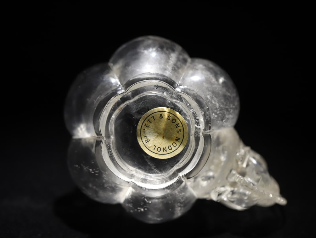 An Exquisite Crystal Dragon Pattern Cup - 9