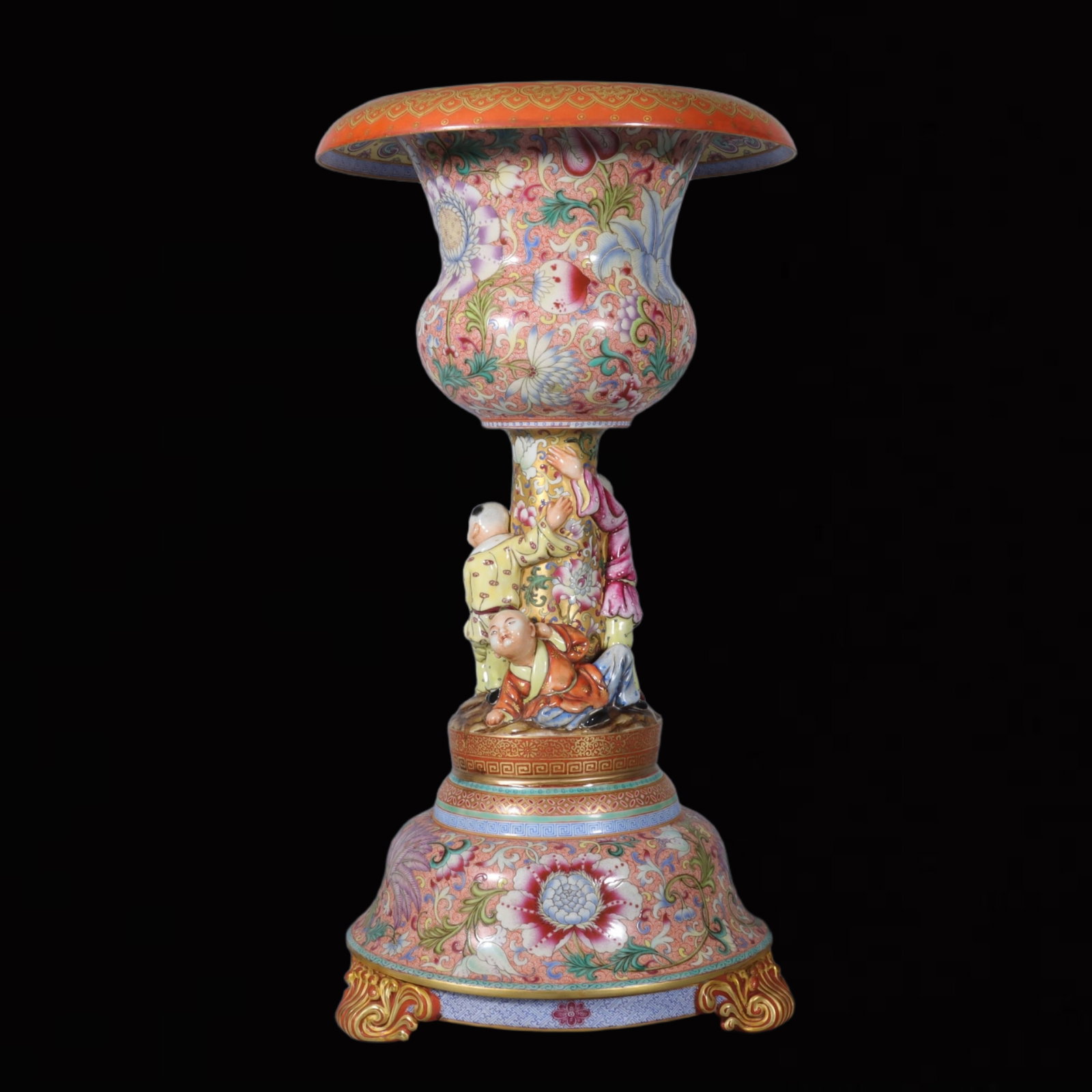 An Exquisite Famille-Rose Painted Gold Lotus Pattern Figure Vase: An Exquisite Famille-Rose Painted Gold Lotus Pattern Figure Vase,Qing Dynasty,China,Yongzheng Four-character Mark,Size:15.2inx7.9in 粉彩描金缠枝莲纹