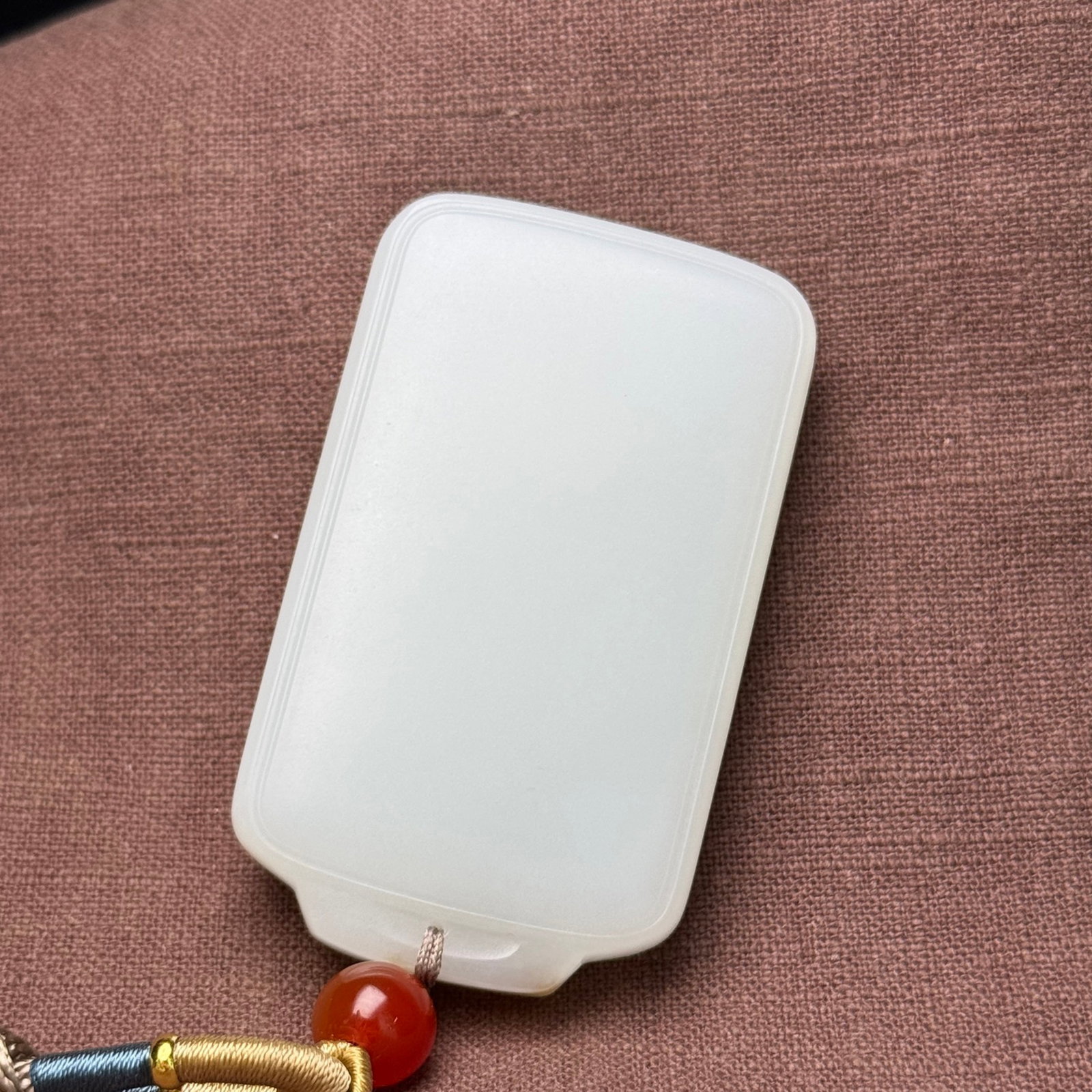An Exquisite White Jade Pendant - 3