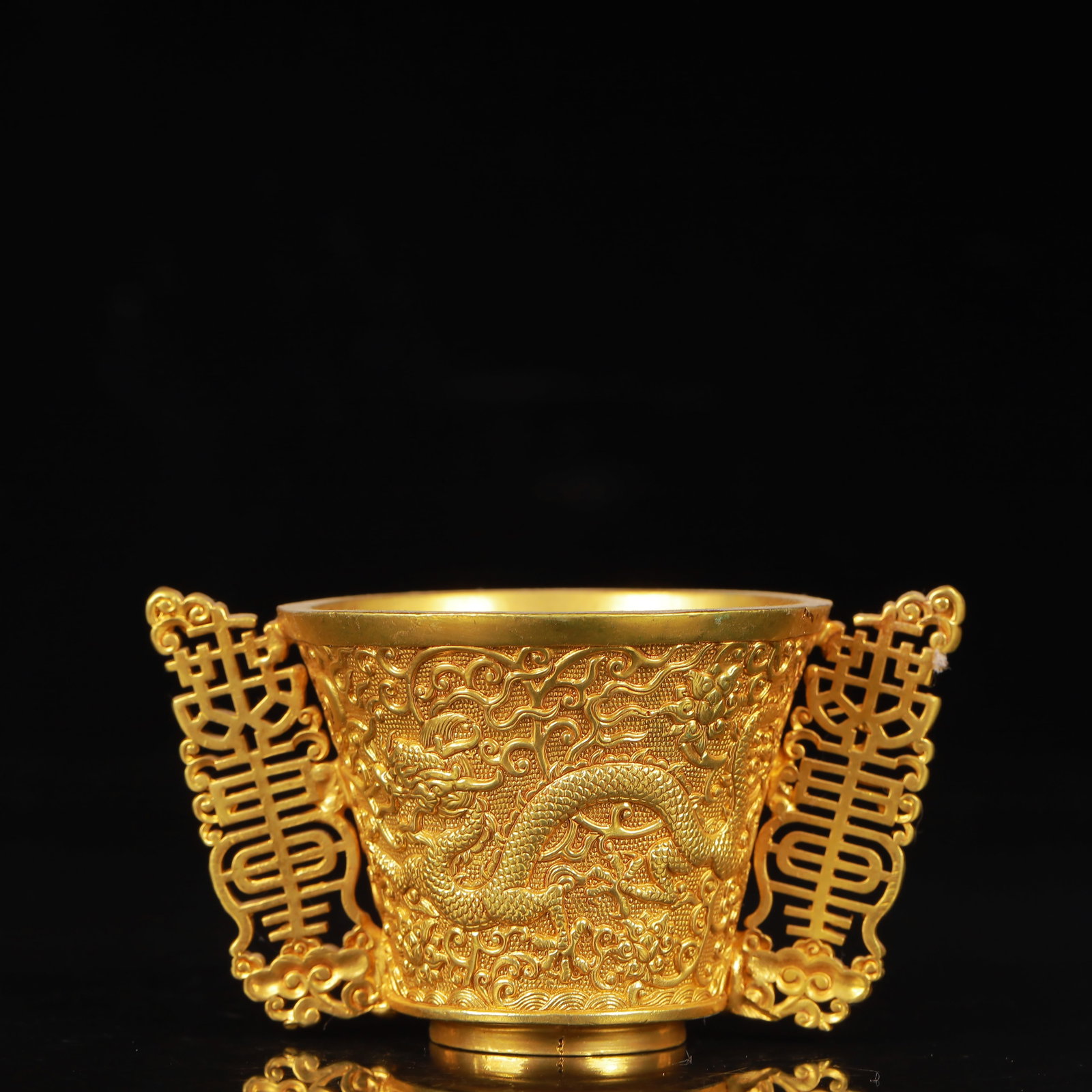 An Exquisite Gilt Bronze Dragon Pattern Double-Ears Cup - 5
