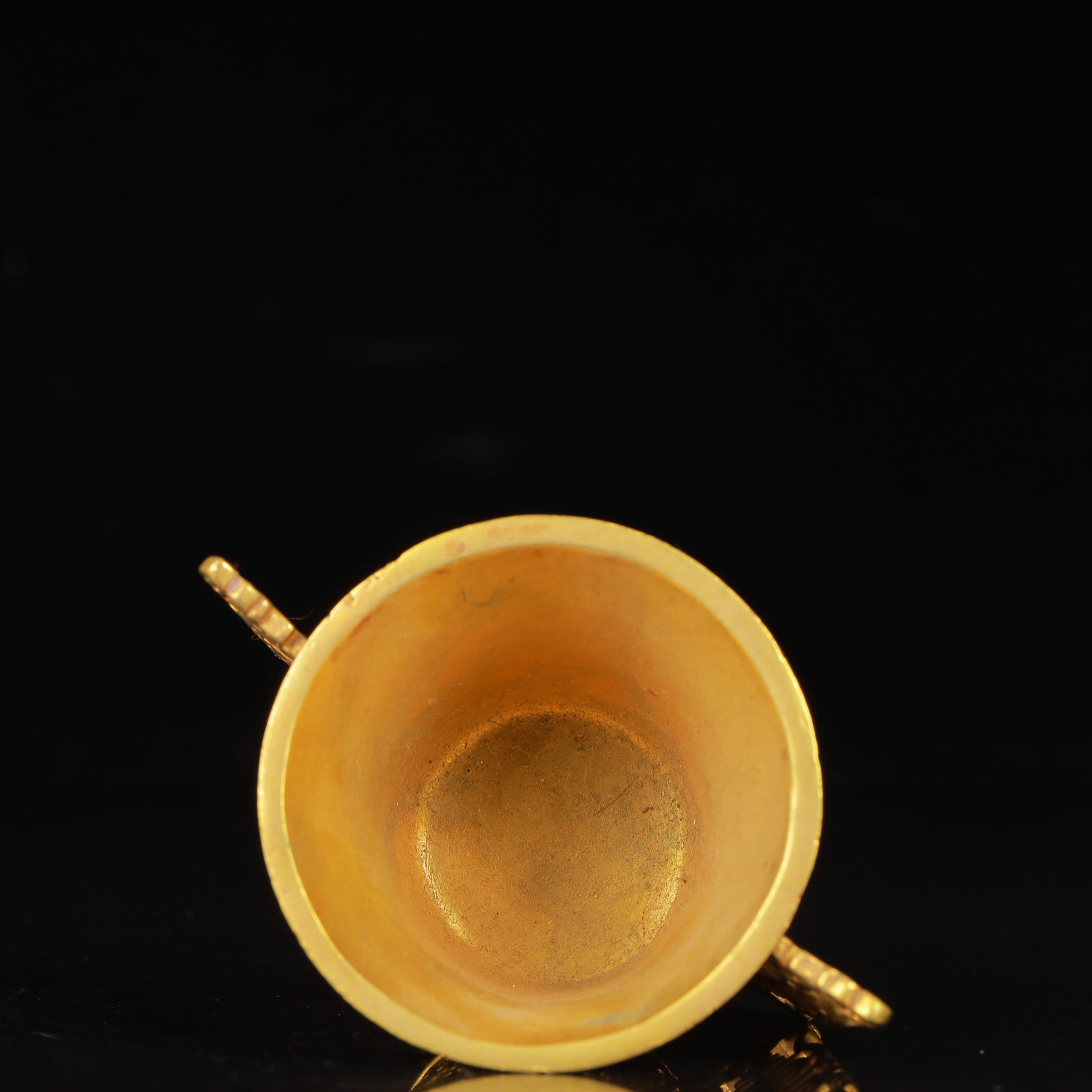 An Exquisite Gilt Bronze Dragon Pattern Double-Ears Cup - 7