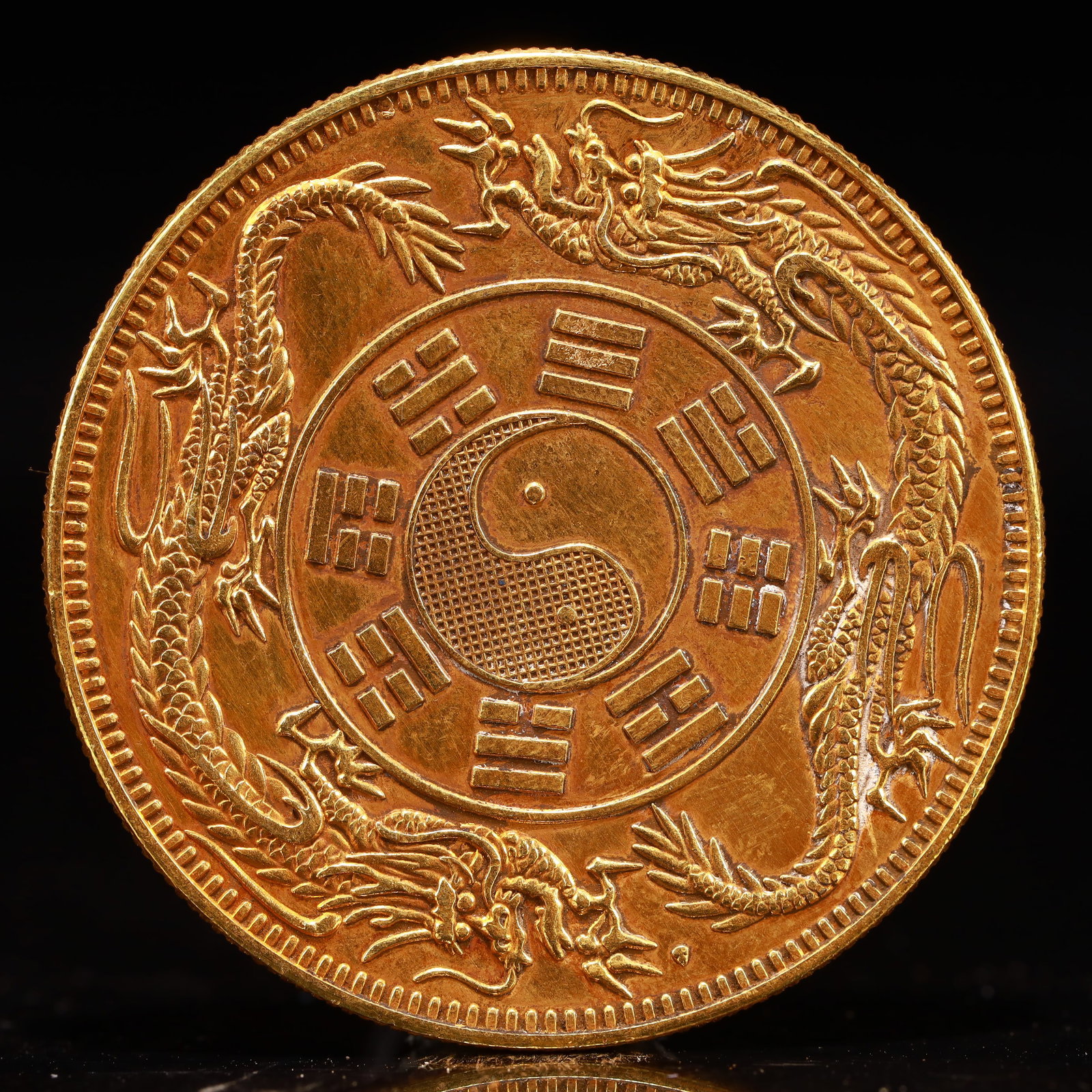 An Exquisite Gilt Silver Coin - 2