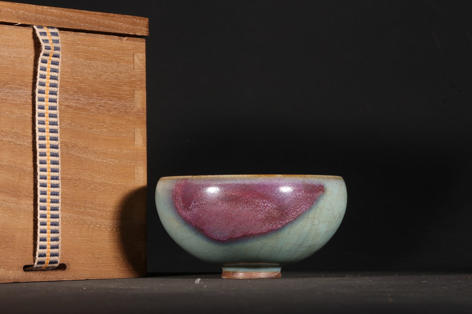 An Exquisite Jun yao Sky Blue Glazed Bowl: An Exquisite Jun yao Sky Blue Glazed Bowl,Song Dynasty,China,Size:1.8inx3.3in 钧窑天蓝釉碗,中国宋代