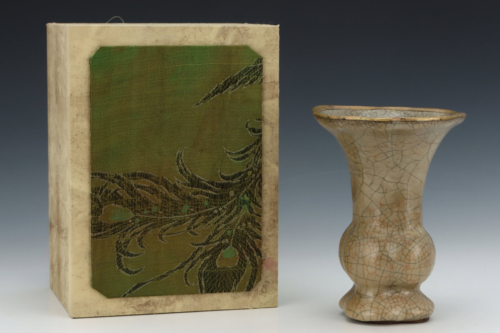 An Exquisite Ge yao Yellow Glazed Vase,with an Imperial Poem by Emperor Qianlong: An Exquisite Ge yao Yellow Glazed Vase,with an Imperial Poem by Emperor Qianlong,Song Dynasty,China,Size:8.6inx6.2in 哥窑黄釉瓶,带乾隆御题&#