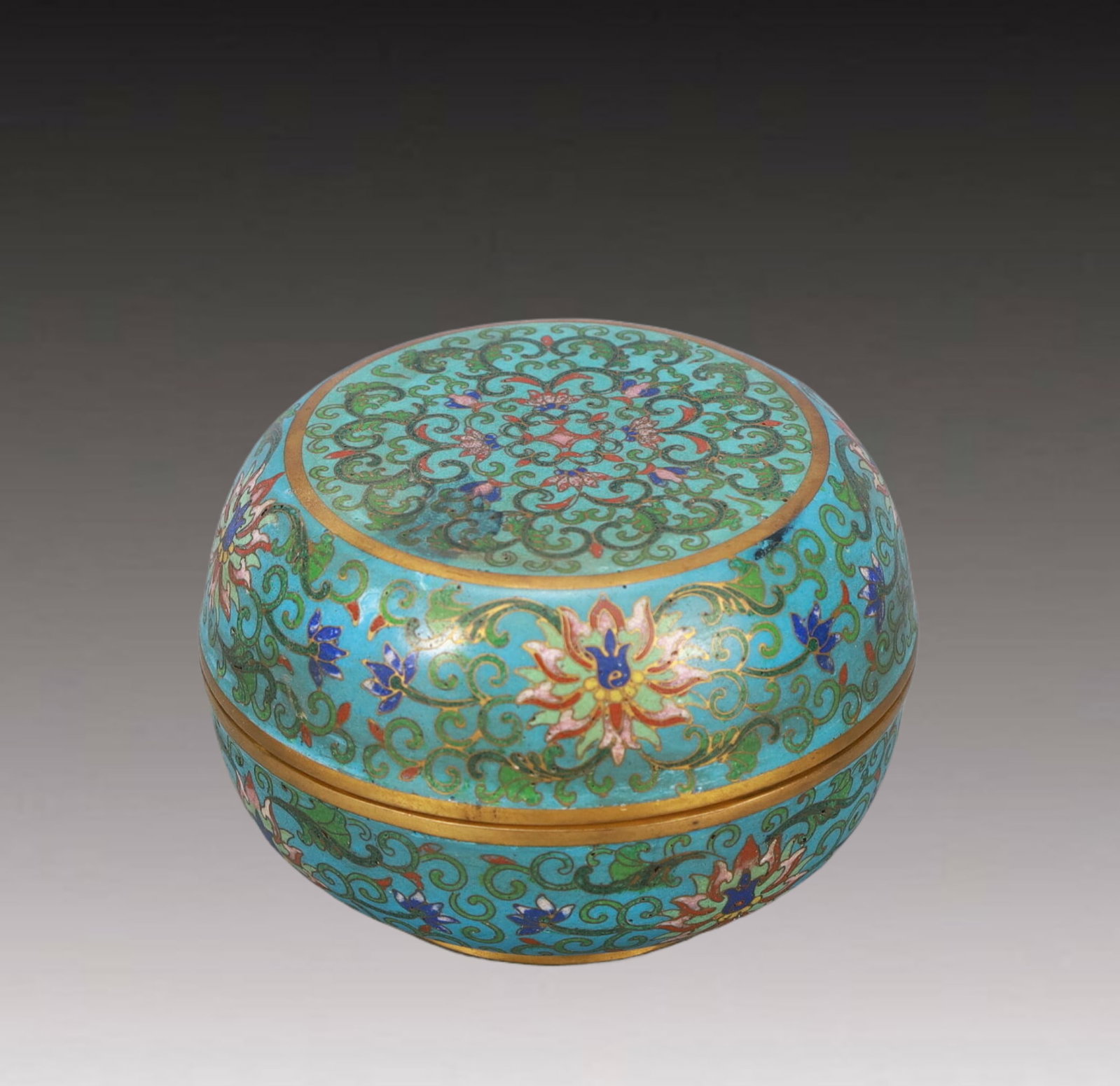 An Exquisite Cloisonne Lotus Pattern Cover Box: An Exquisite Cloisonne Lotus Pattern Cover Box,Qing Dynasty,China,Qianlong Four-character Mark,Size:7.1inx3.1in,Weight:450g 景泰蓝缠枝莲纹盖盒,