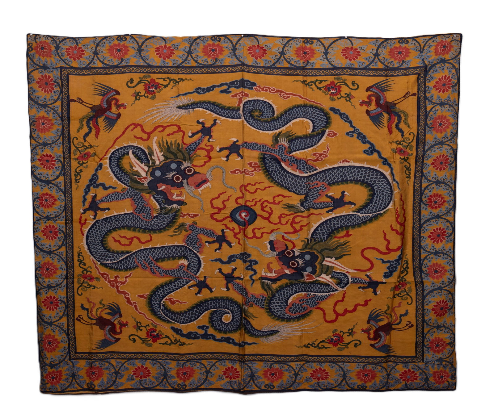 An Exquisite Kesi Embroidery Auspicious Cloud and Dragon Pattern: An Exquisite Kesi Embroidery Auspicious Cloud and Dragon Pattern,Qing Dynasty,China,Size:65inx53.5in 缂丝刺绣祥云龙图,中国清代