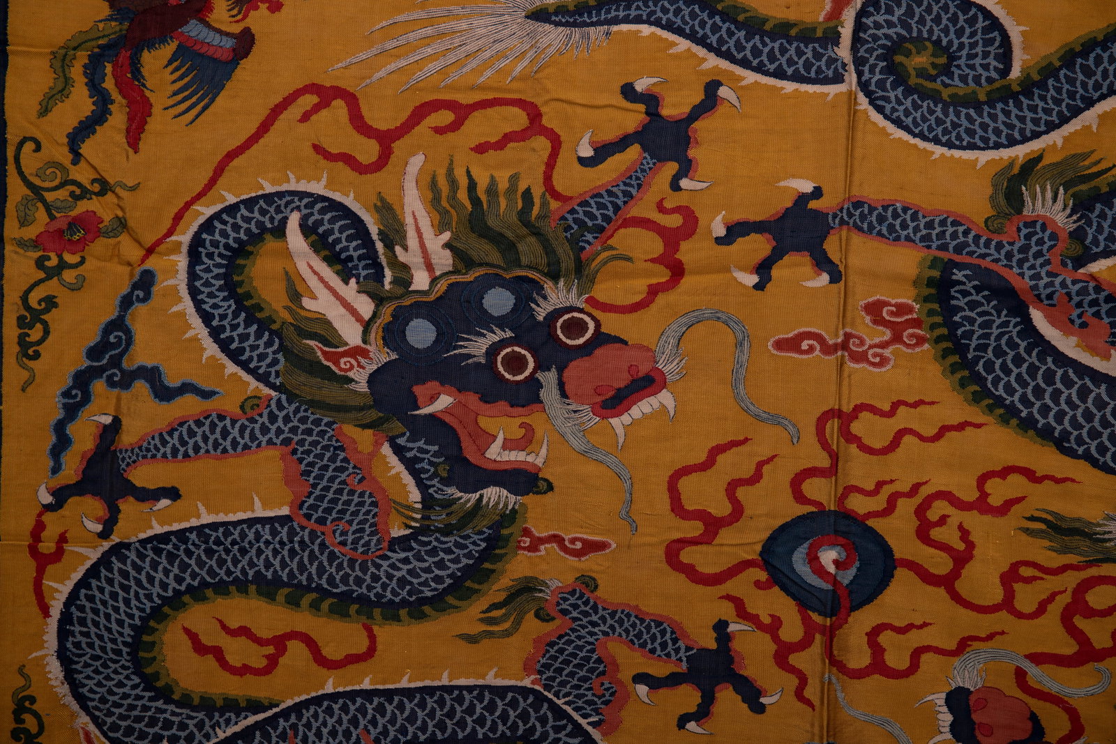 An Exquisite Kesi Embroidery Auspicious Cloud and Dragon Pattern - 3