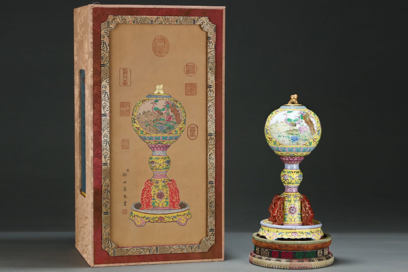 A Rare Yellow Ground Famille-Rose Lotus Pattern Hatstand: A Rare Yellow Ground Famille-Rose Lotus Pattern Hatstand,Qing Dynasty,China,Yongzheng Four-character Mark,Size:12inx5.2in 黄地粉彩缠枝莲纹帽੟