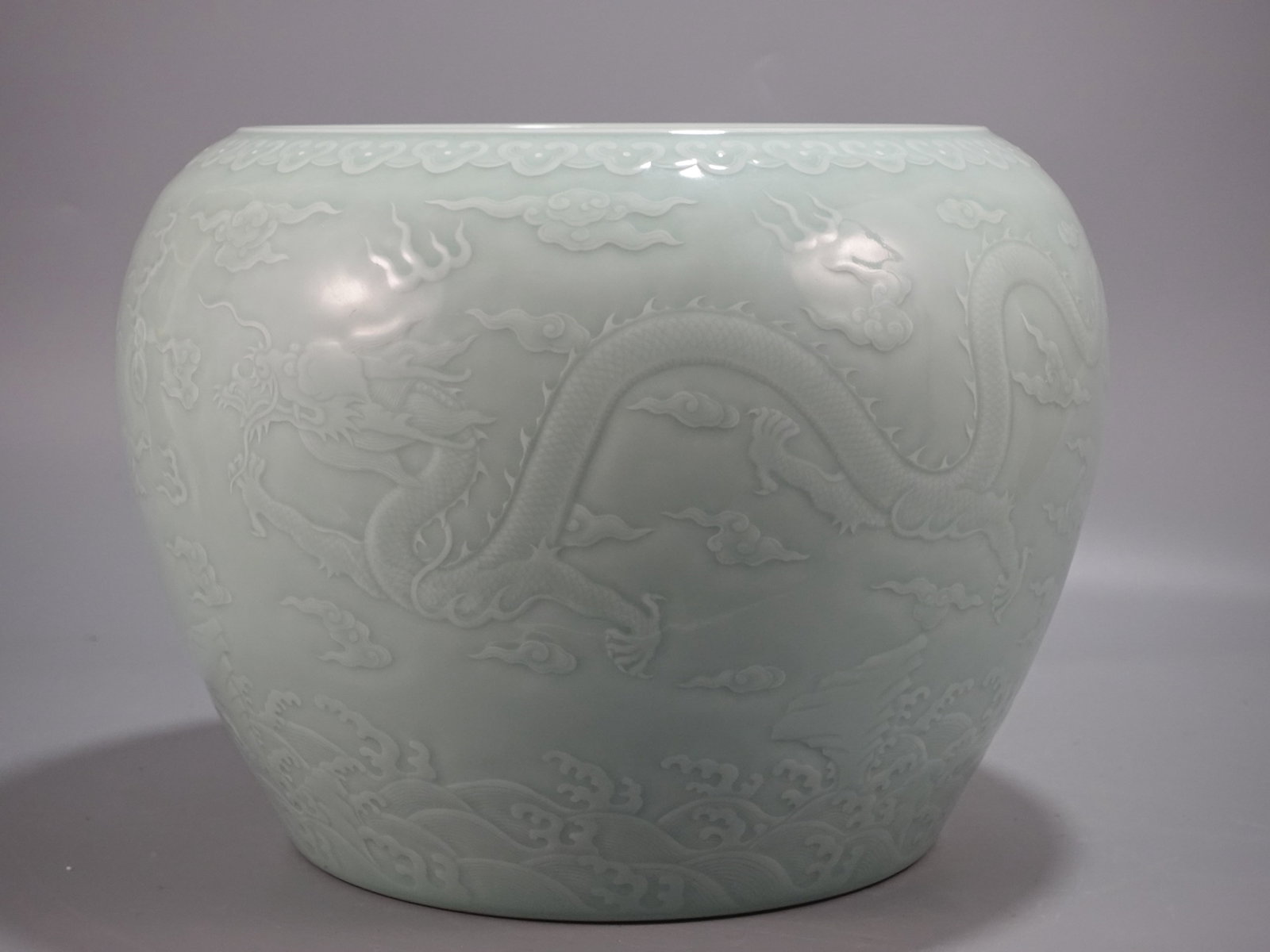 A Rare Celadon Glazed Auspicious Cloud and Dragon Pattern Vat - 3