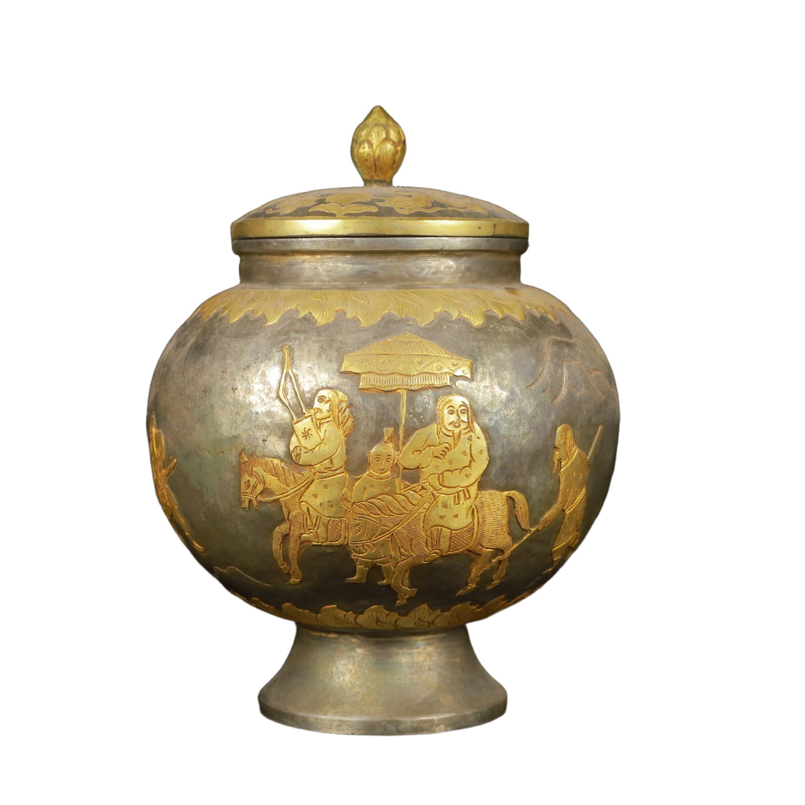 An Exquisite Gilt Silver Figure Pattern Cover Jar: An Exquisite Gilt Silver Figure Pattern Cover Jar,Tang Dynasty,China,Zhenguan Four-Character Mark,Size:5.1inx6.7in,Weight:650g 银鎏金人物纹盖罐,中