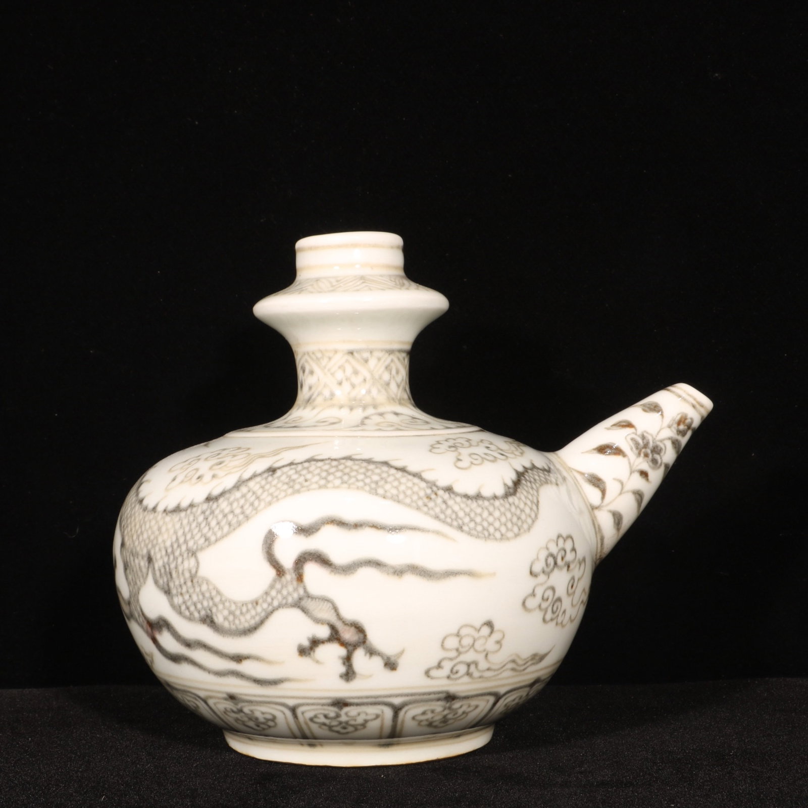 An Exquisite Underglaze-Red Auspicious Cloud and Dragon Pattern Pot - 6
