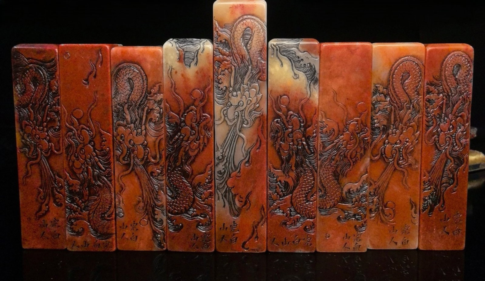A Set of Fine Tianhuang Stone Dragon Pattern Seals,with Poem: A Set of Fine Tianhuang Stone Dragon Pattern Seals,with Poem,Qing Dynasty,China,Size:5.5inx1.2in,Weight:2900g 一套田黄石龙纹印章,带诗&