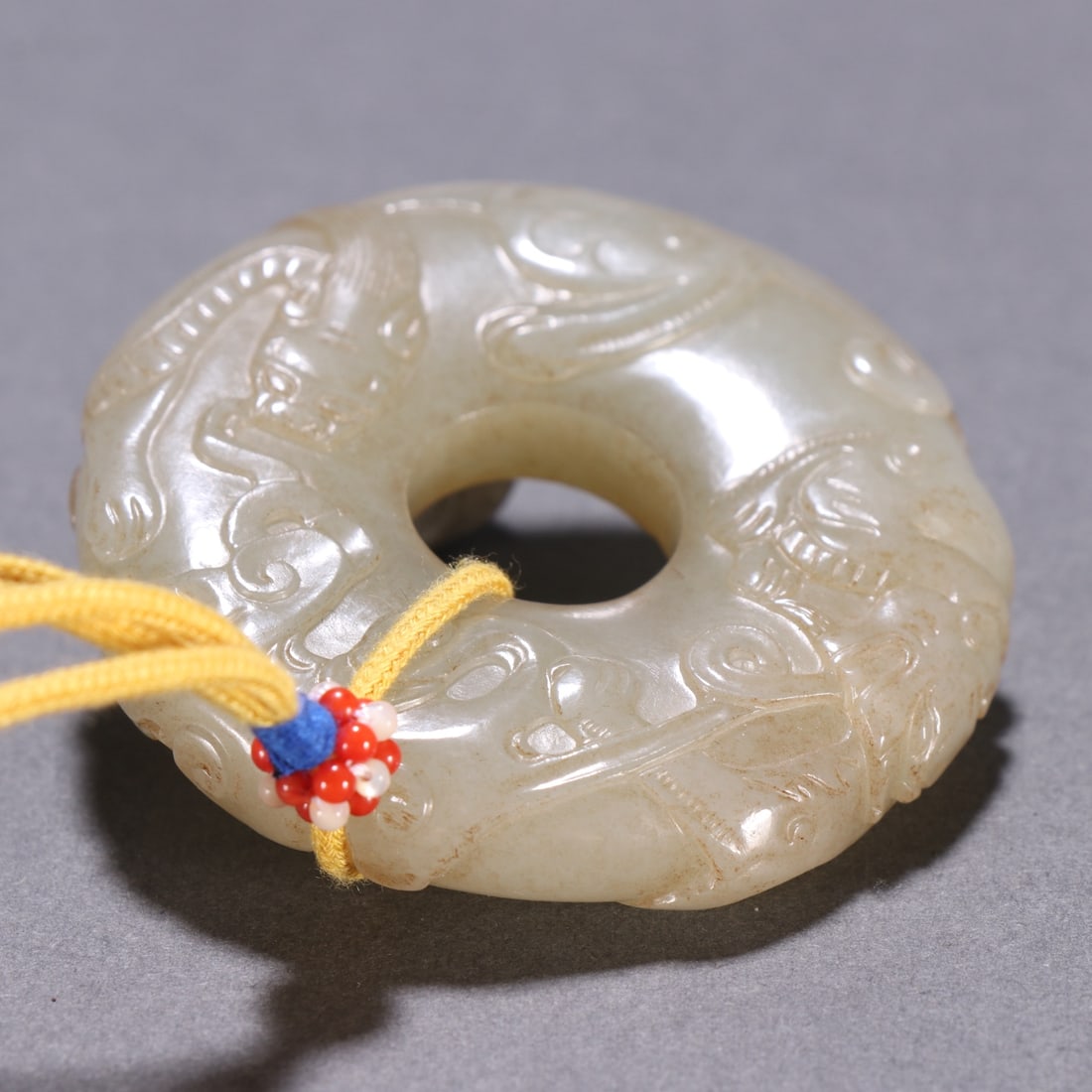 An Exquisite White Jade Chi-Dragon Pattern Pendant - 9