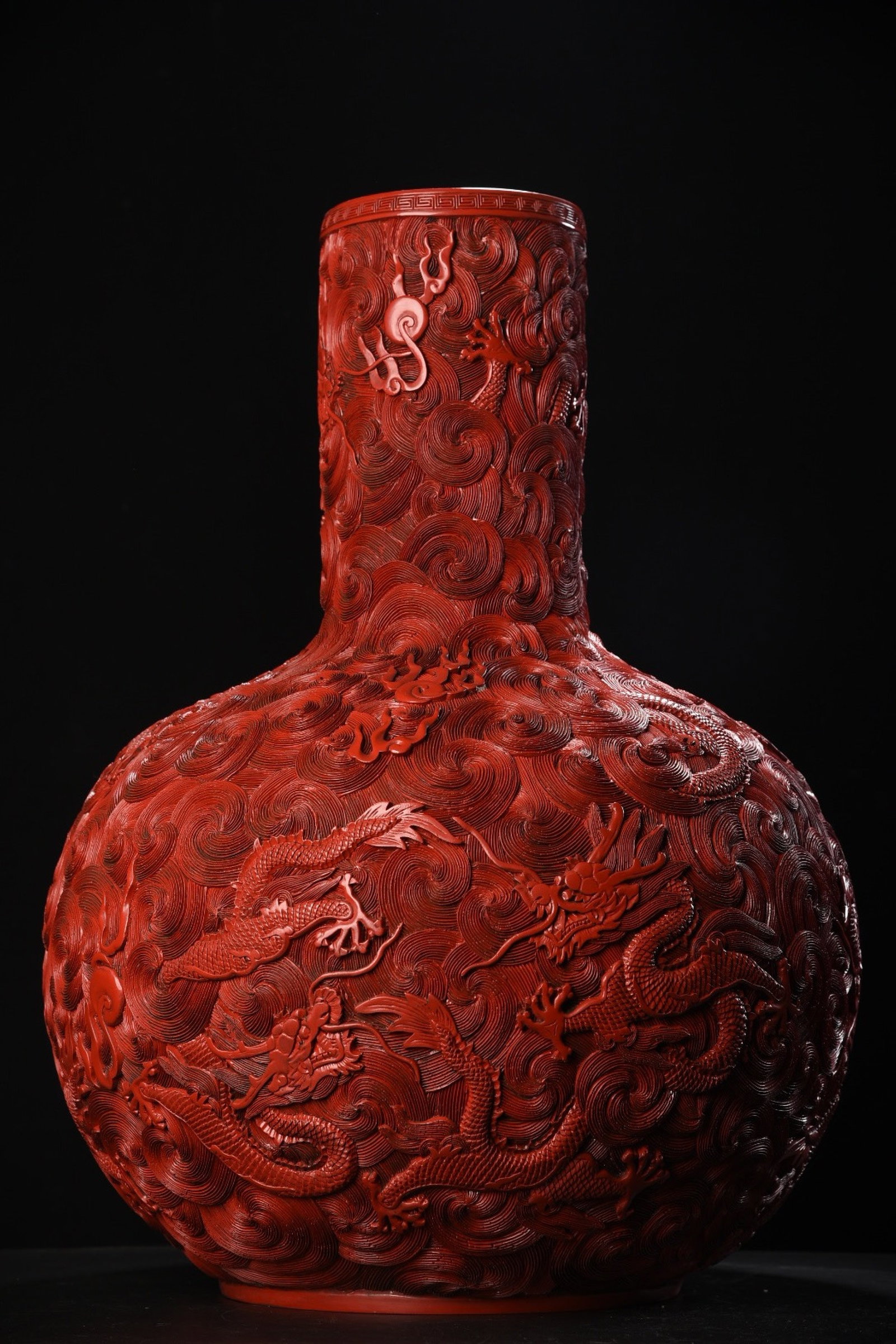 An Exquisite Carved Red Lacquer Dragon Pattern Vase - 7