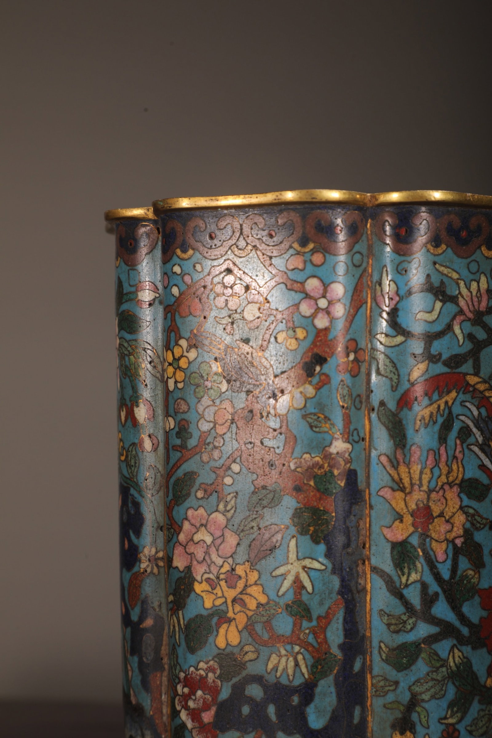 An Exquisite Cloisonne Flower Pattern Brush Pot - 7
