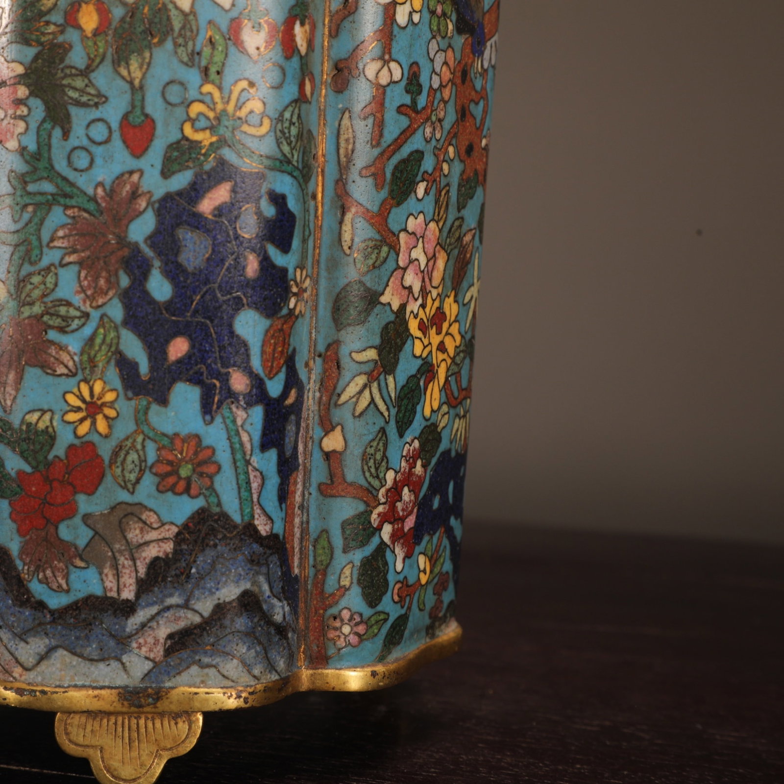 An Exquisite Cloisonne Flower Pattern Brush Pot - 9