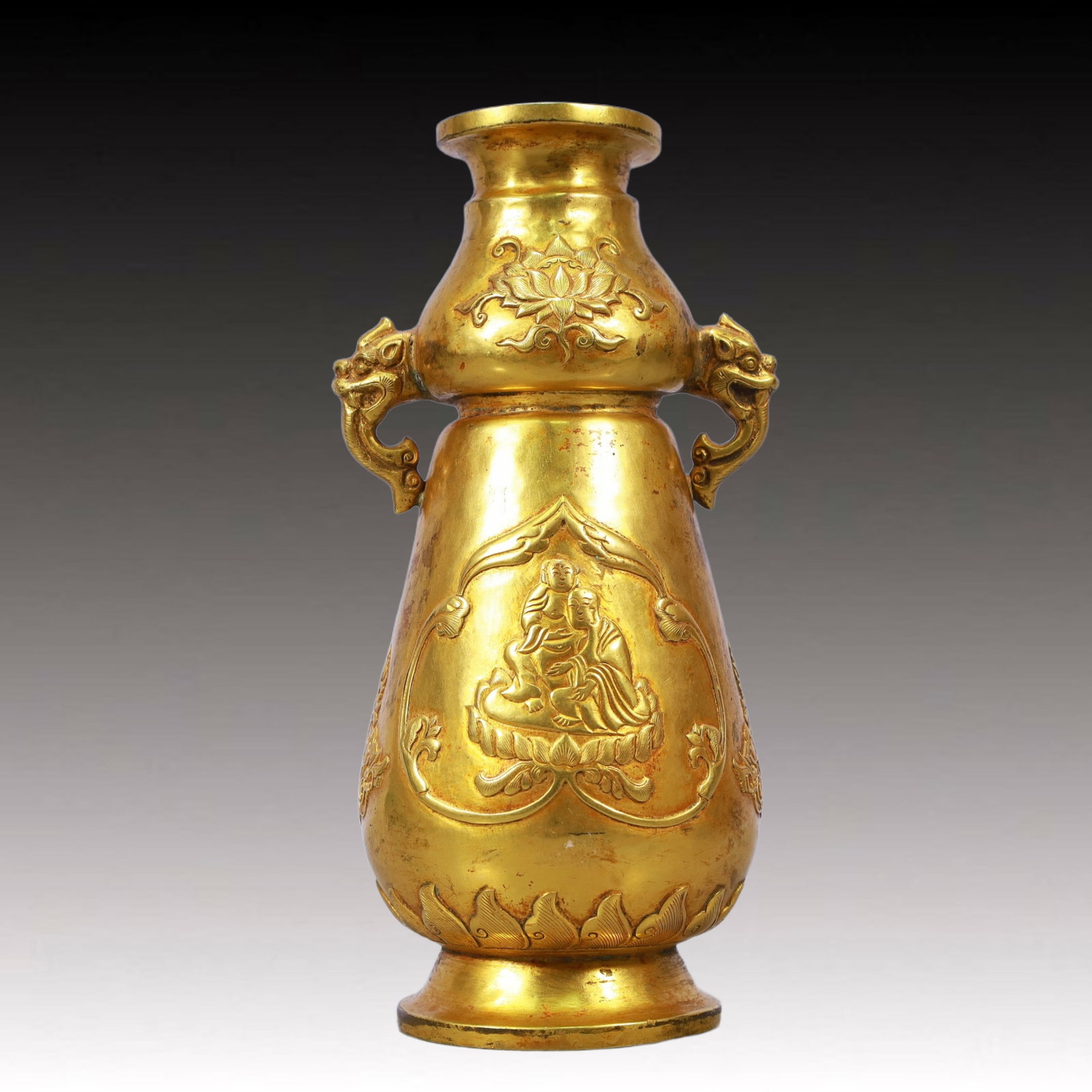A Rare Gilt Bronze Arhat Pattern Double-Ears Vase: A Rare Gilt Bronze Arhat Pattern Double-Ears Vase,Qing Dynasty, China,Size:3.9inx9.4in,Weight:900g 铜鎏金罗汉纹双耳瓶,中国清