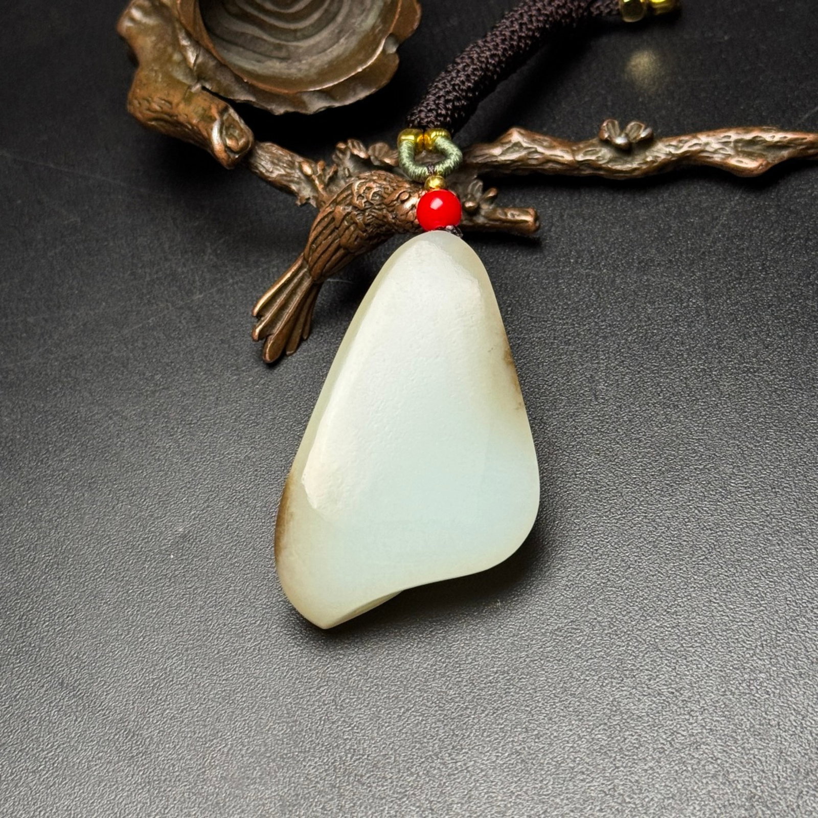 An Exquisite White Jade Pendant - 2