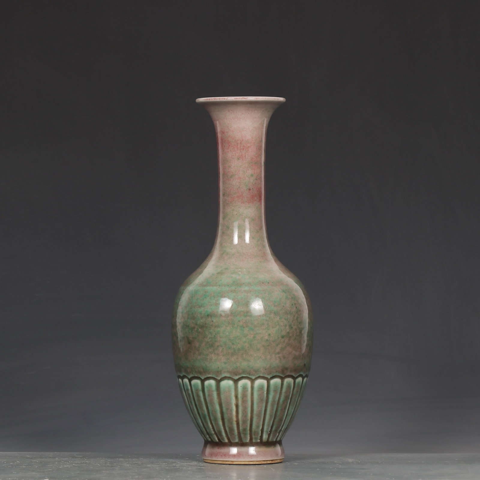 An Exquisite PeachBloom-Glazed Vase - 2