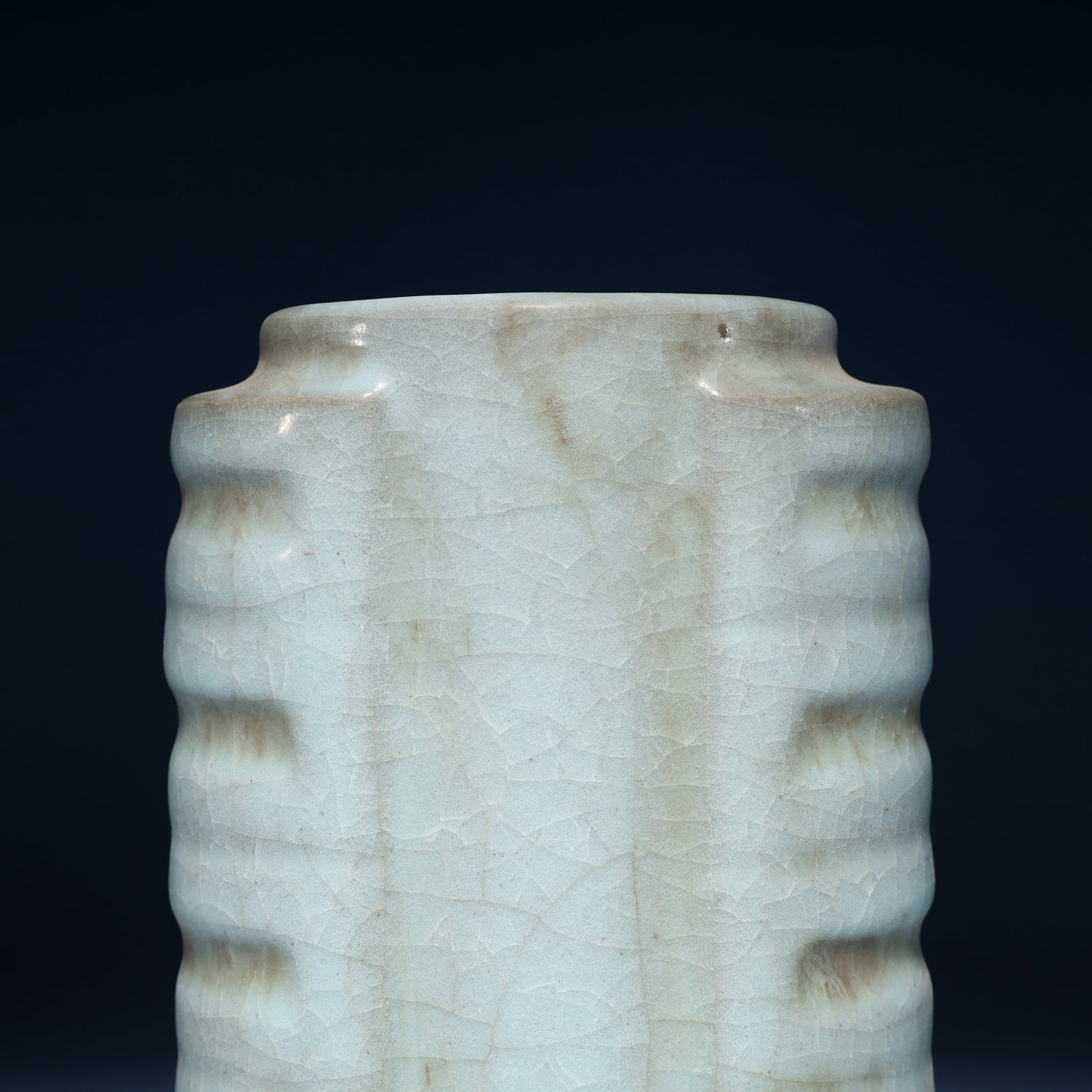 An Exquisite Ruyi - 2