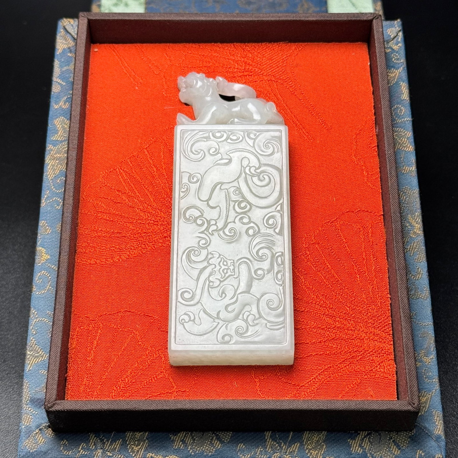 An Exquisite White Jade Wealth-Attracting Creature Pattern Seal: An Exquisite White Jade Wealth-Attracting Creature Pattern Seal,Qing Dynasty,China,Size:4.1inx1.4inx0.7in,Weight:170g 白玉貔貅纹印章,中国清&