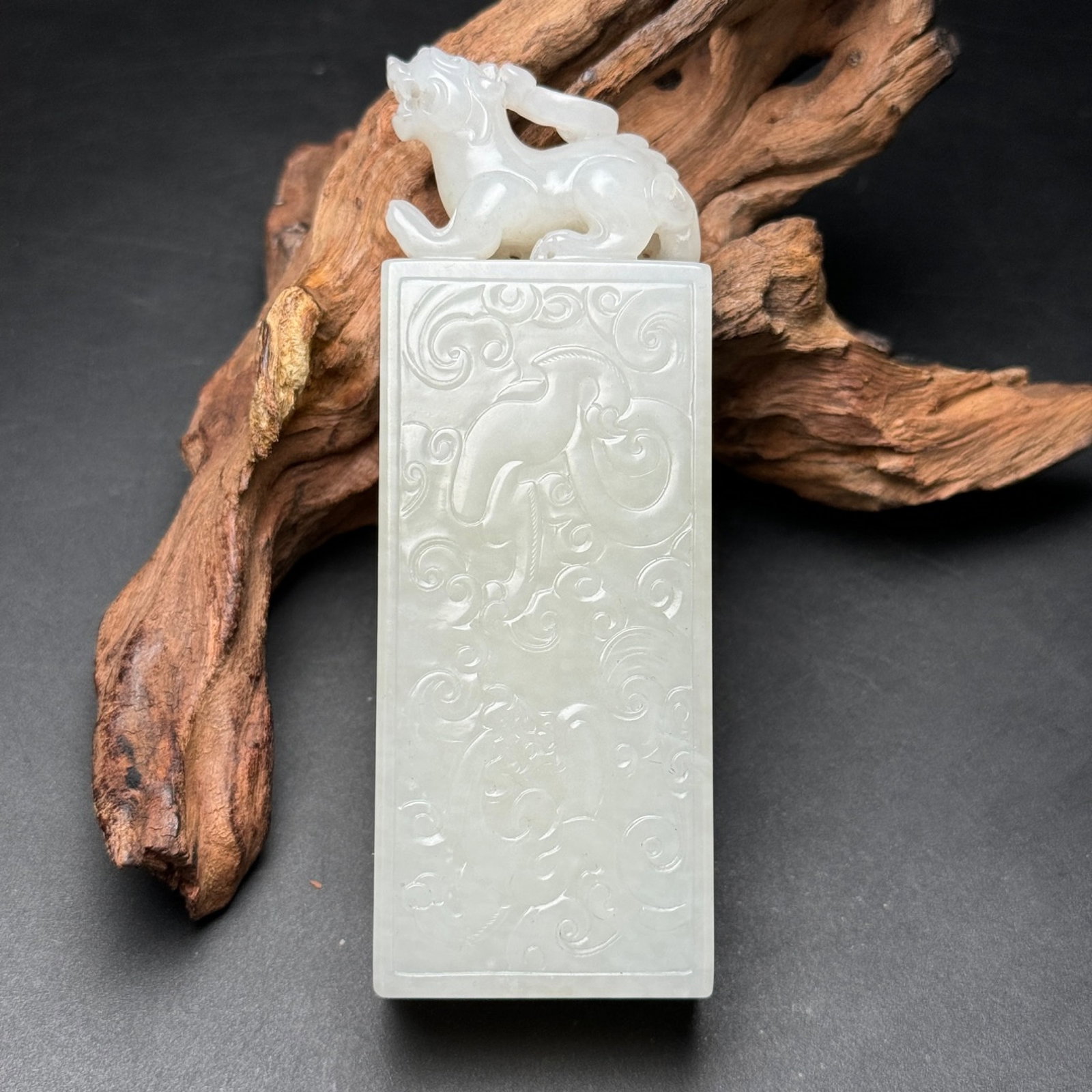 An Exquisite White Jade Wealth-Attracting Creature Pattern Seal - 3