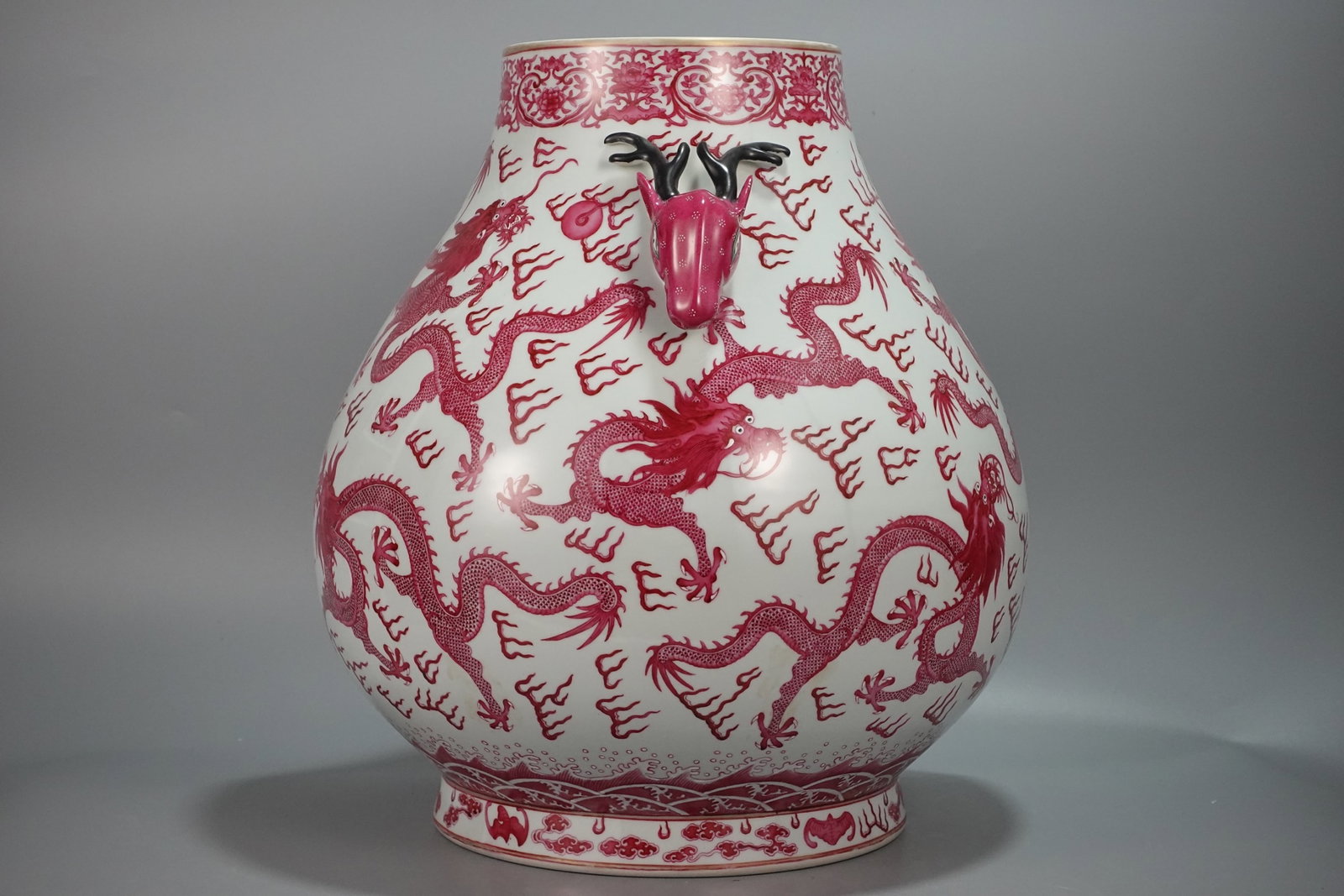 A Huge Agate Red Glazed Dragon Pattern Deer-Ears Vase - 7
