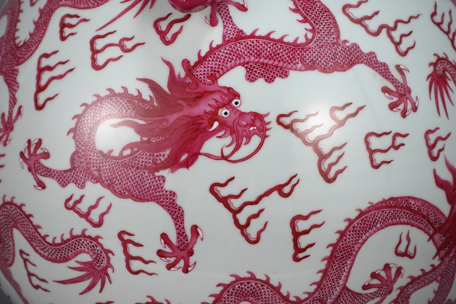 A Huge Agate Red Glazed Dragon Pattern Deer-Ears Vase - 8