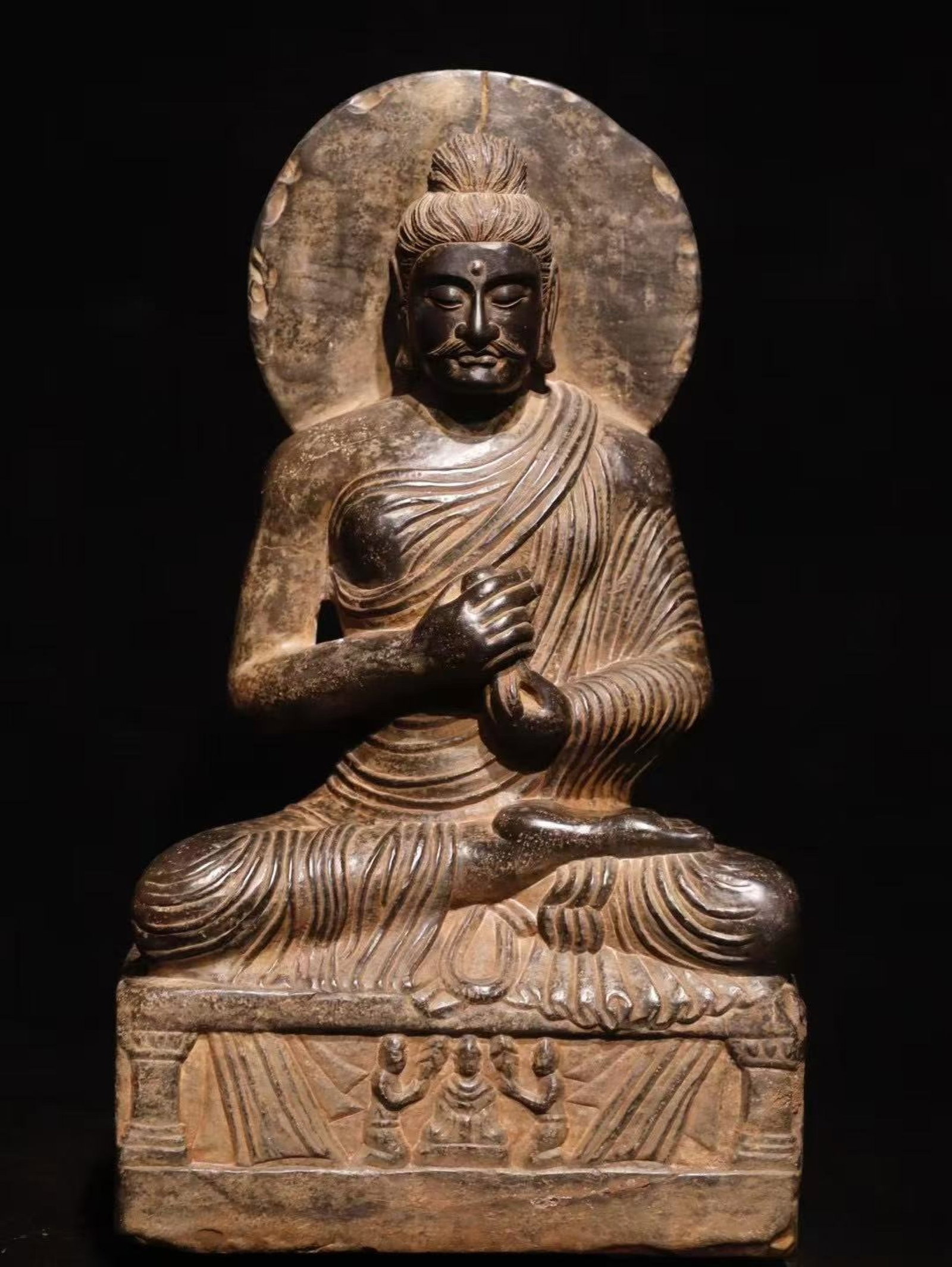 A Monumental Limestone Statue of Gandhara: A Monumental Limestone Statue of Gandhara,N.Qi , China,Size:26.8inx15inx7.9in A青石犍陀罗像,中国北齐