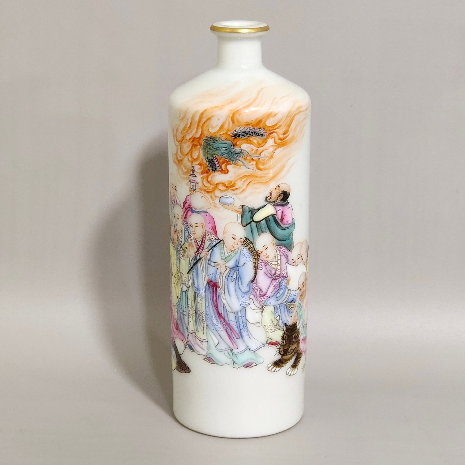 An Exquisite Famille-Rose Character and Story Pattern Snuff Bottle,with poem: An Exquisite Famille-Rose Character and Story Pattern Snuff Bottle,with poem,Qing Dynasty,China,Qianlong Six-character Mark,Size:4.1inx1.4in