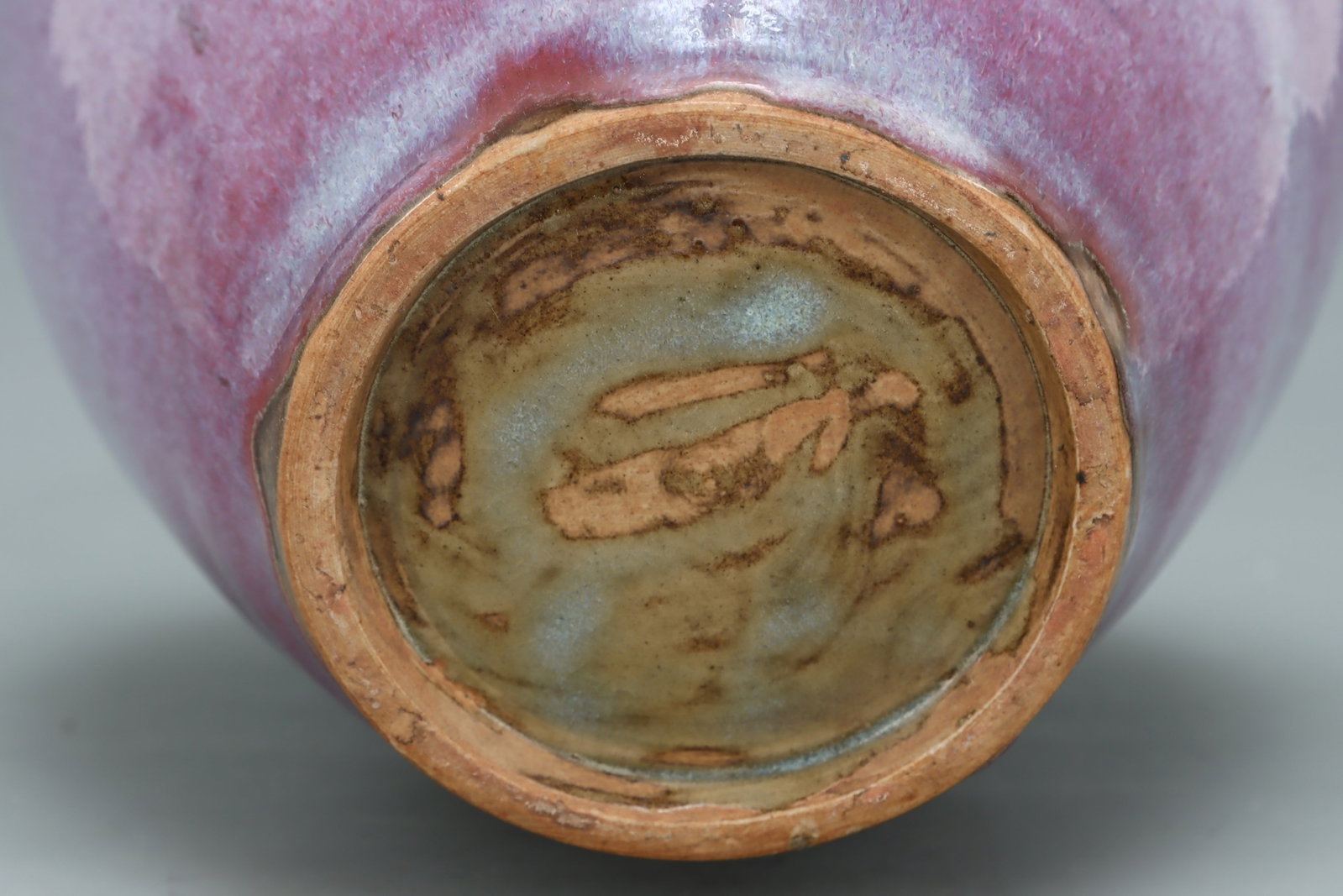 An Exquisite Jun yao Red Glazed Vase - 9