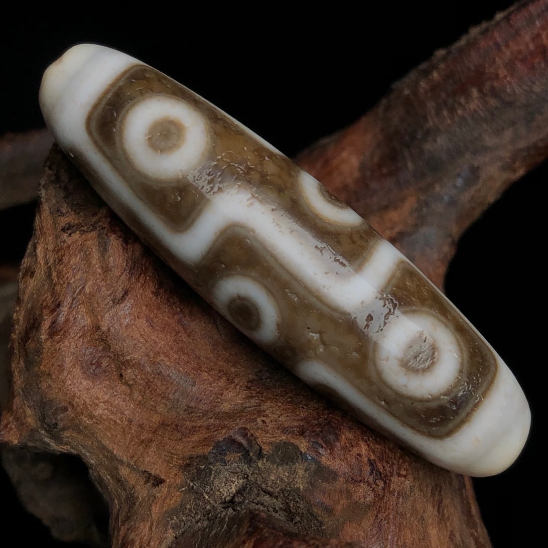 An Exquisite Dzi Bead Pendant - 5