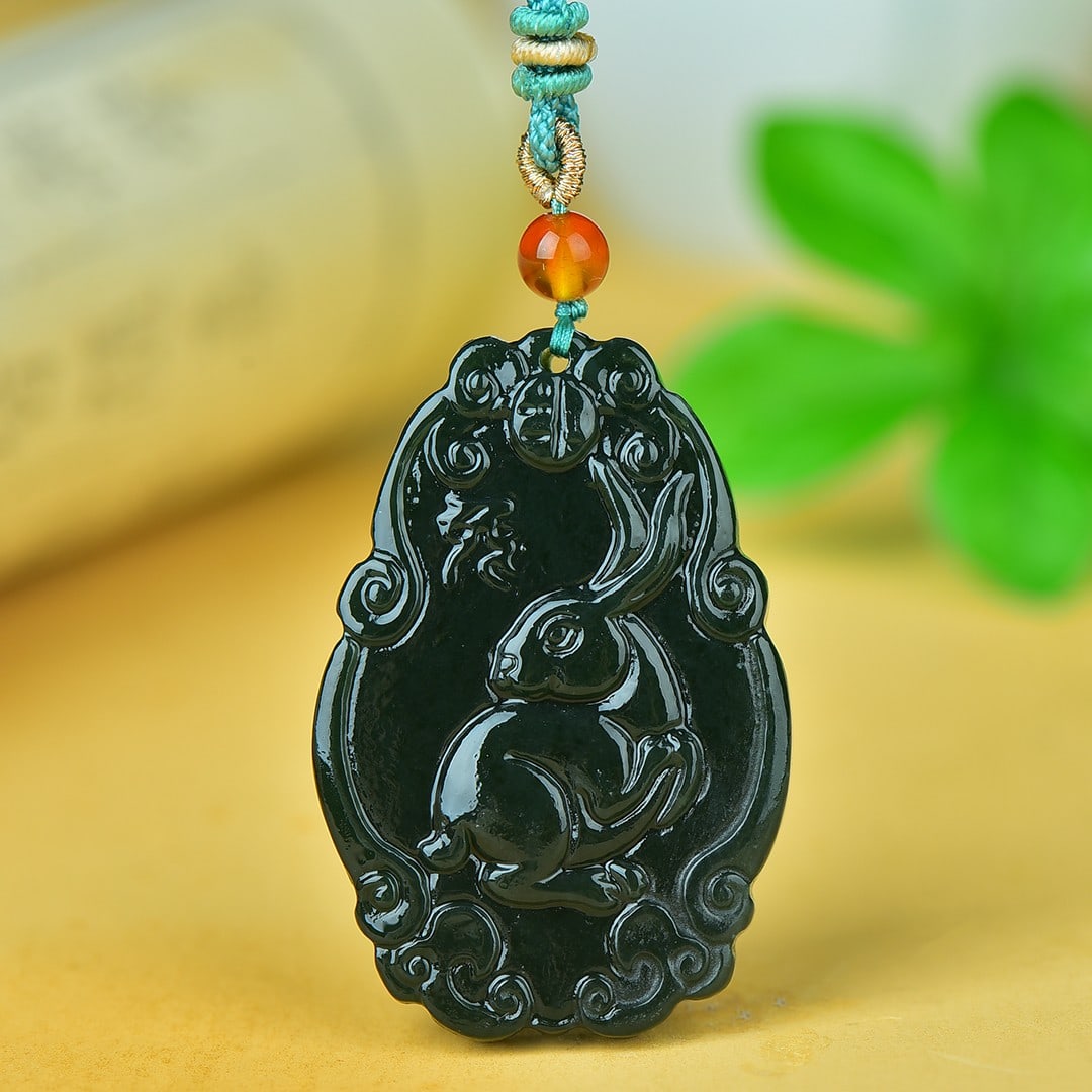 An Exquisite Jasper Rabbit Pattern Pendant: An Exquisite Jasper Rabbit Pattern Pendant,Size:1.9inx1.3in 碧玉兔纹挂件
