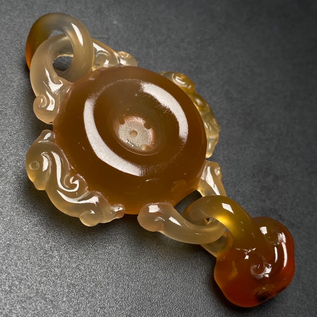 An Exquisite Agate Pendant - 2
