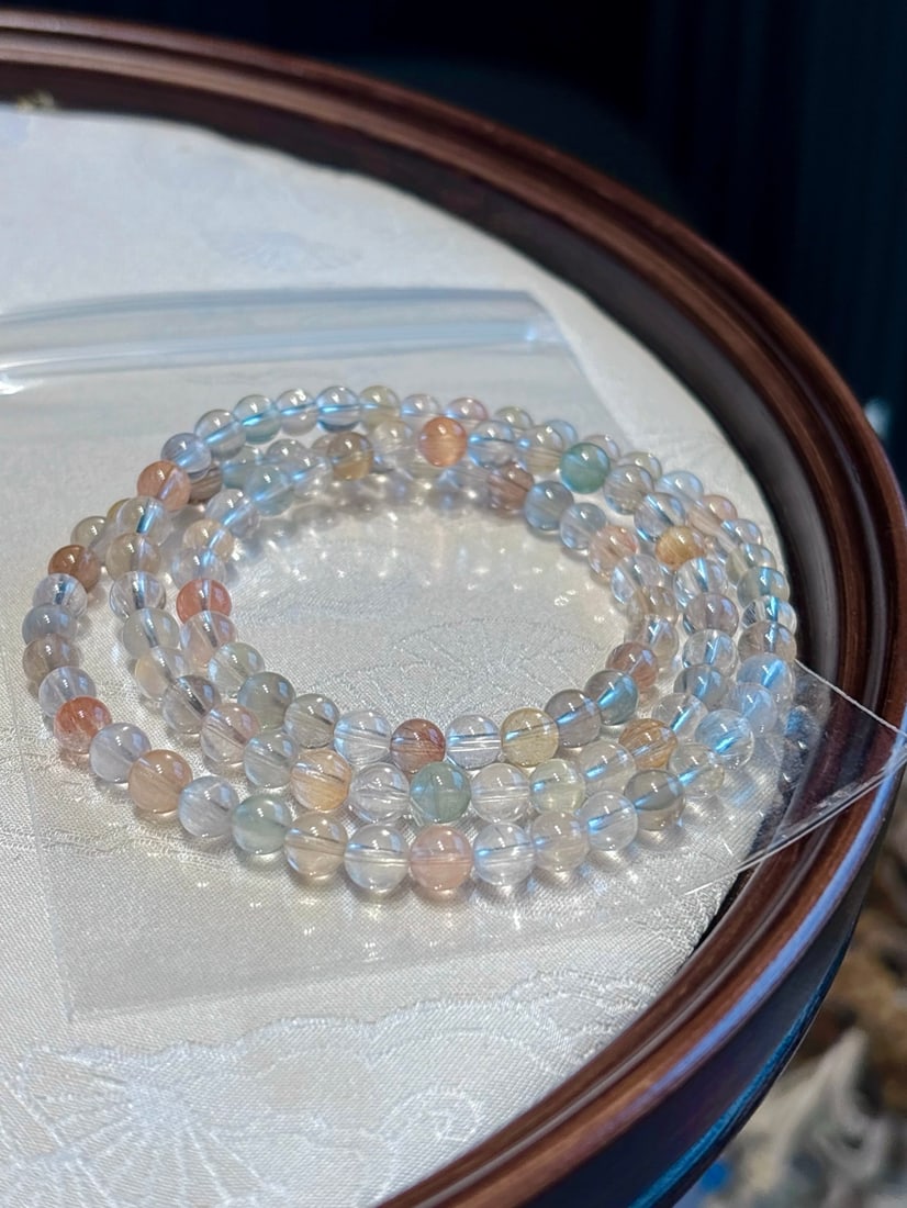 An Exquisite Crystal Bracelet: An Exquisite Crystal Bracelet,Size:0.2in,Weight:26g 水晶手串