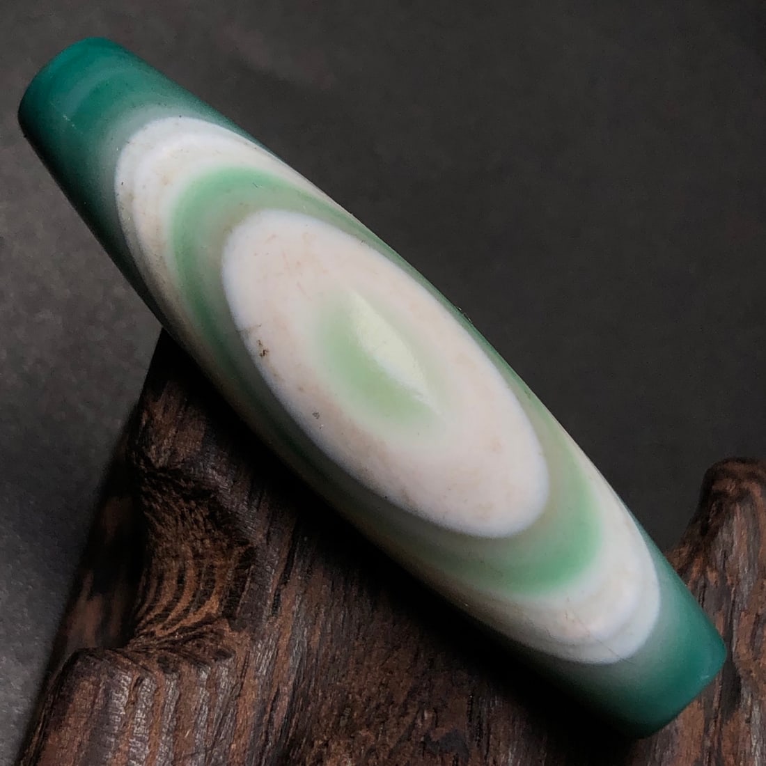 An Exquisite Tiger's Eye Pendant: An Exquisite Tiger's Eye Pendant,Size:2inx0.6in,Weight:12.8g 天眼石挂件