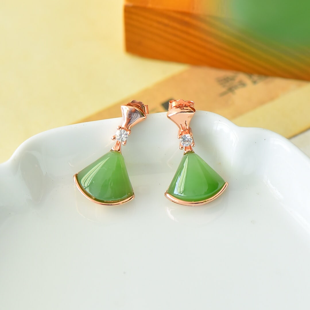 A Pair of Exquisite Sterling Silver-Gold Plated Inlaid Jasper Earrings,Inlaid Diamond: A Pair of Exquisite Sterling Silver-Gold Plated Inlaid Jasper Earrings,Inlaid Diamond,Size:0.5inx0.9in 一对纯银镀金镶碧玉耳钉,嵌