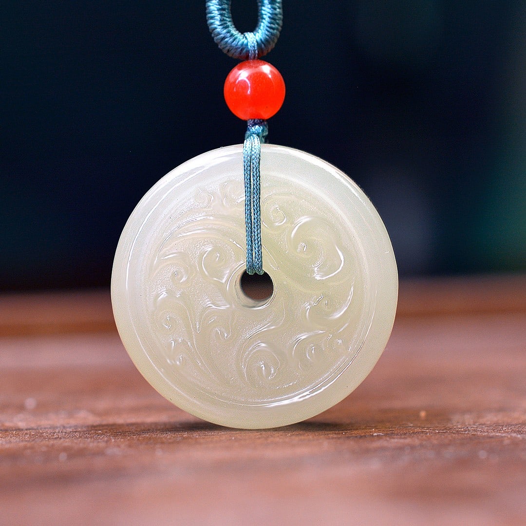 An Exquisite White Jade Pendant: An Exquisite White Jade Pendant,Size:0.9inx0.9in 白玉挂件